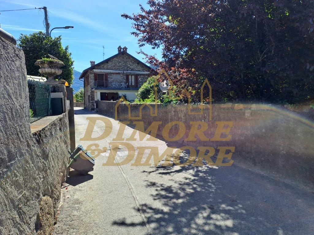 Casa indipendente con giardino, Cannobio traffiume