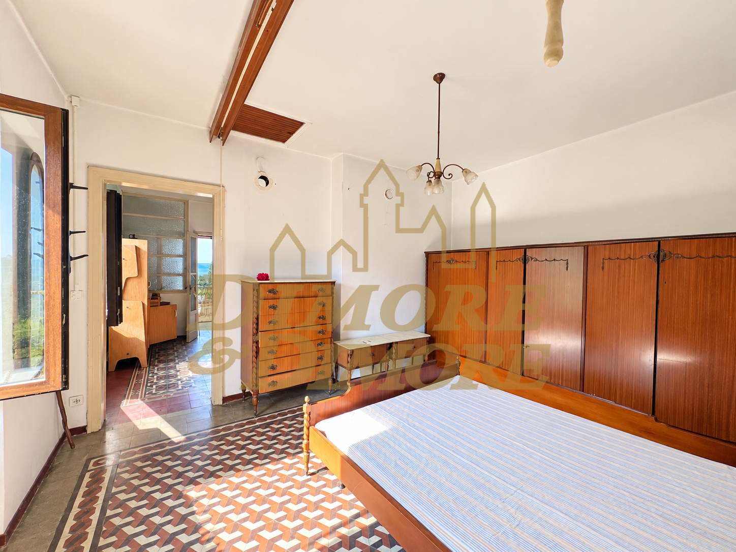 Casa indipendente con giardino in via metaldi 16, Luino