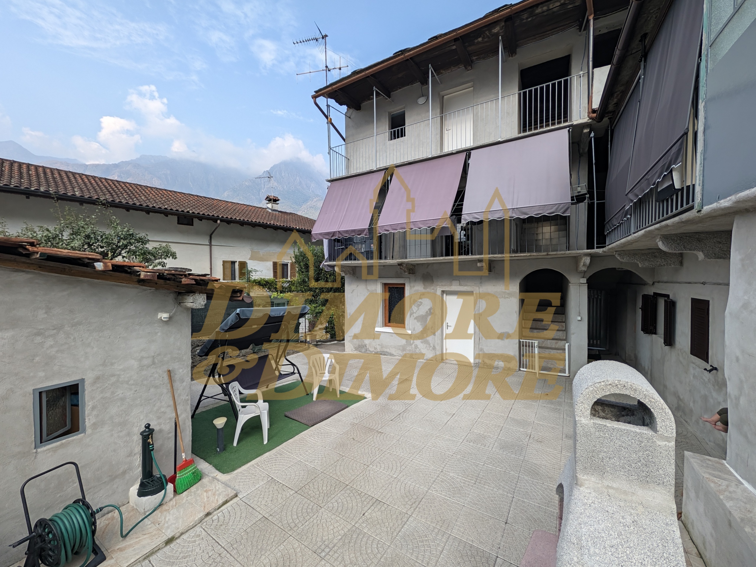 Casa indipendente con giardino a Ornavasso