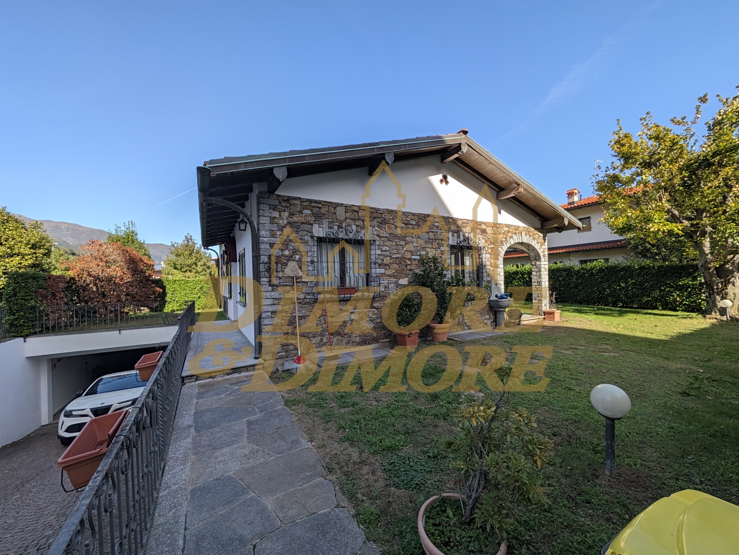 Villa con giardino a Cannobio