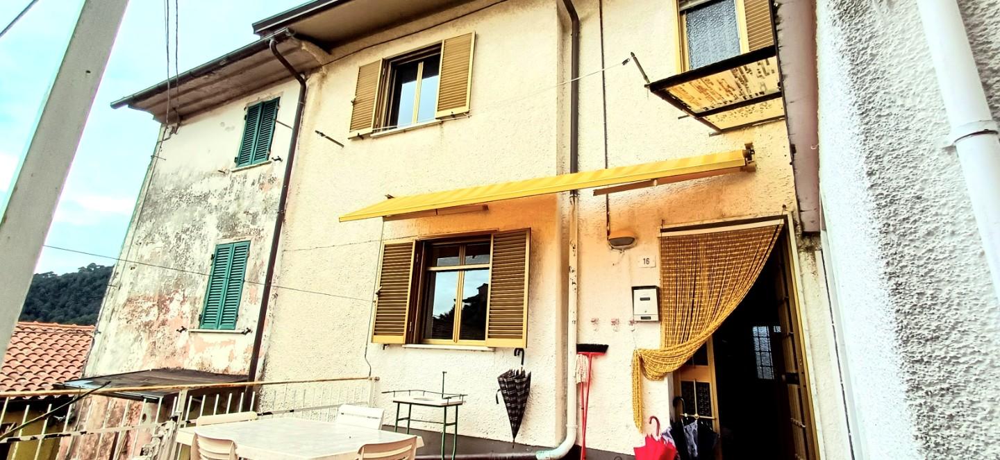 Villa in vendita, Massa pariana