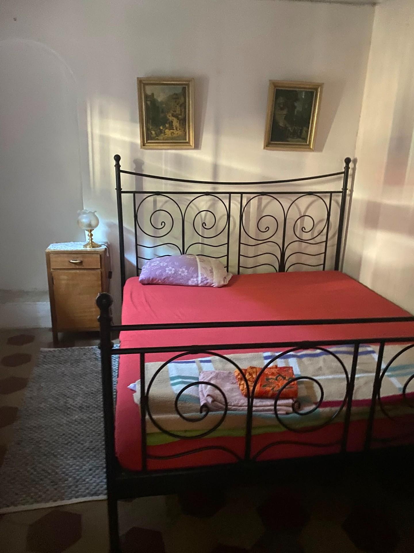 Casa indipendente ristrutturata, Massa canevara