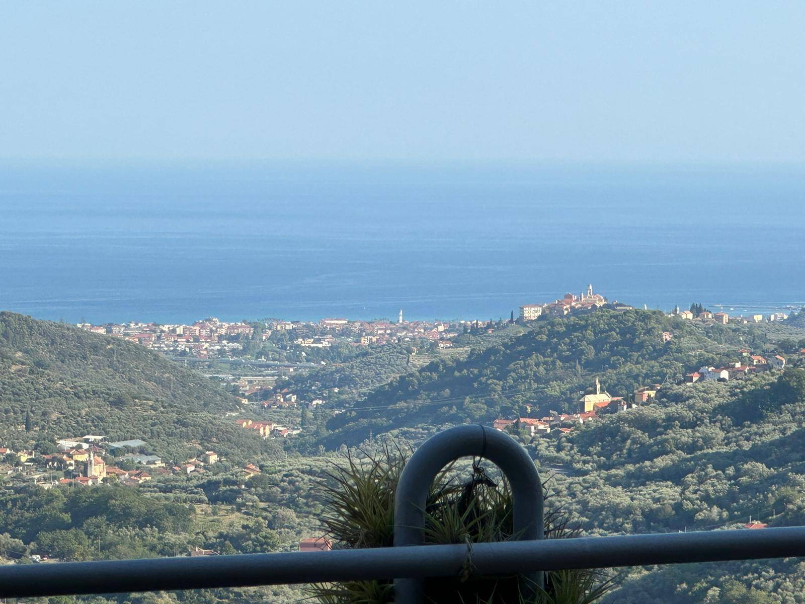 Bilocale vista mare a Diano Marina