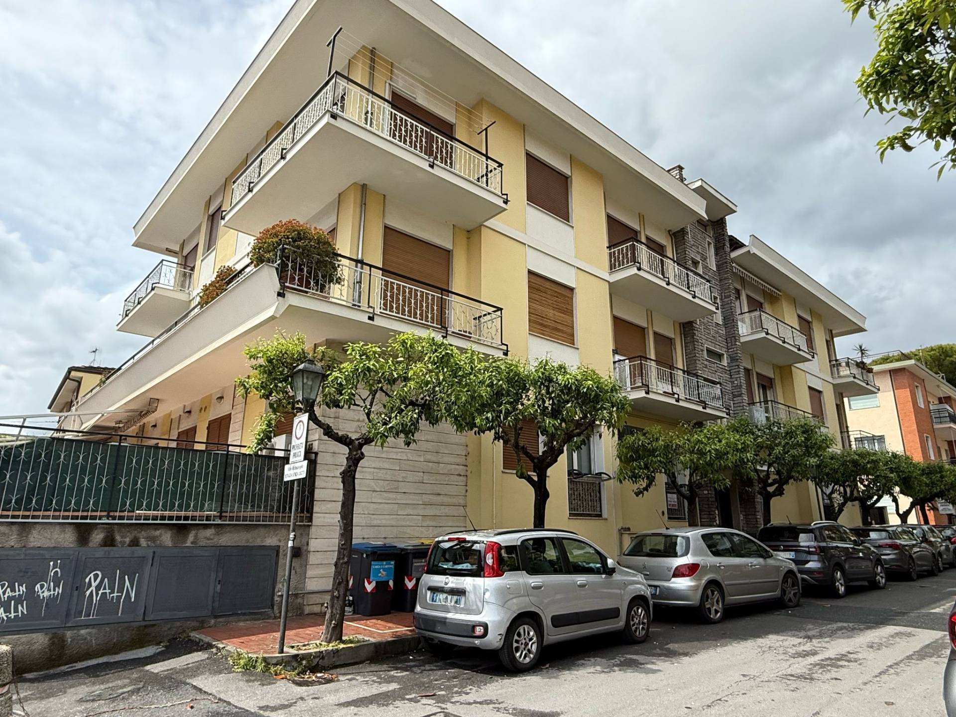 2 locali in vendita a Diano Marina