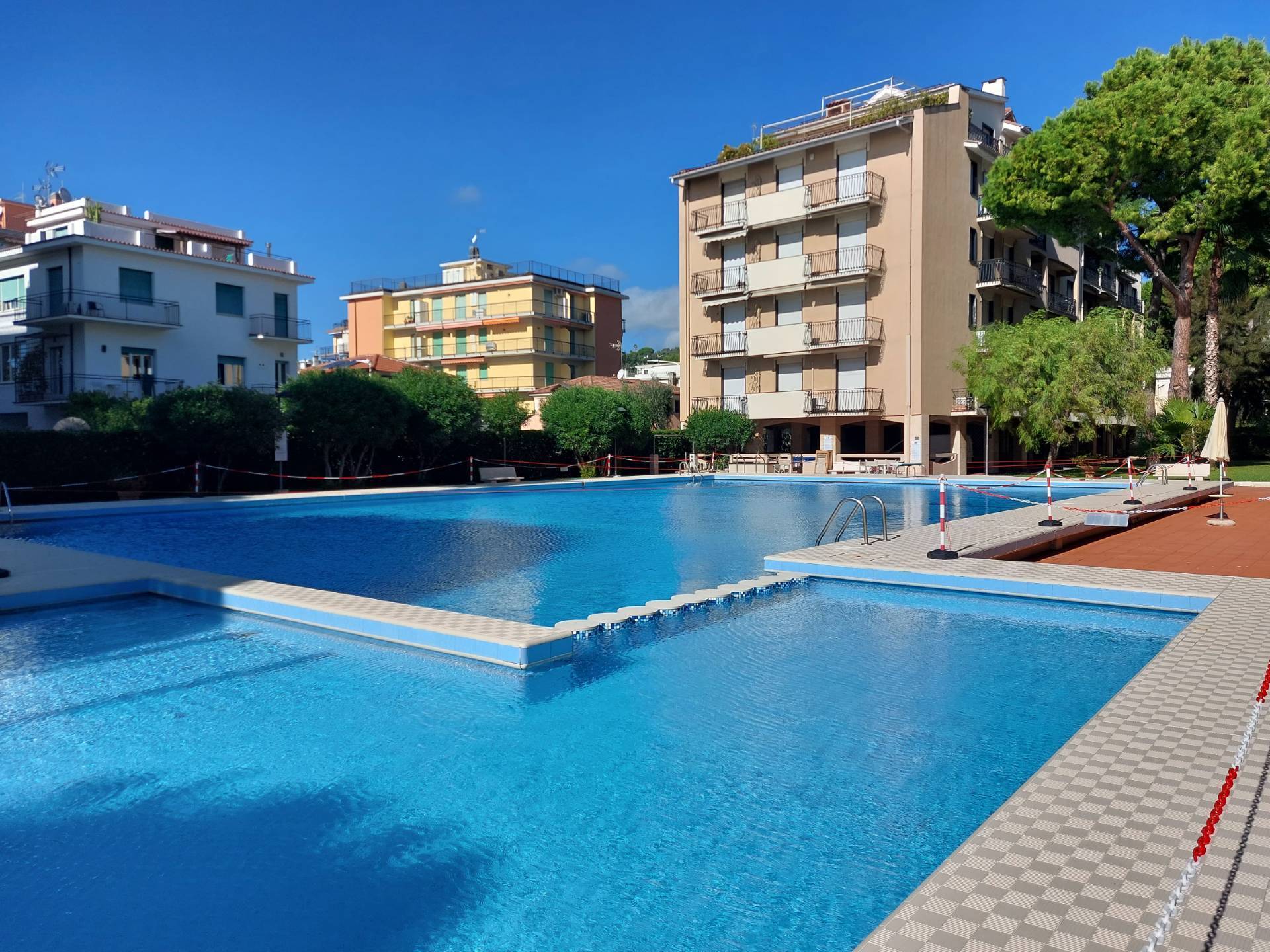 2 locali in vendita a San Bartolomeo al Mare