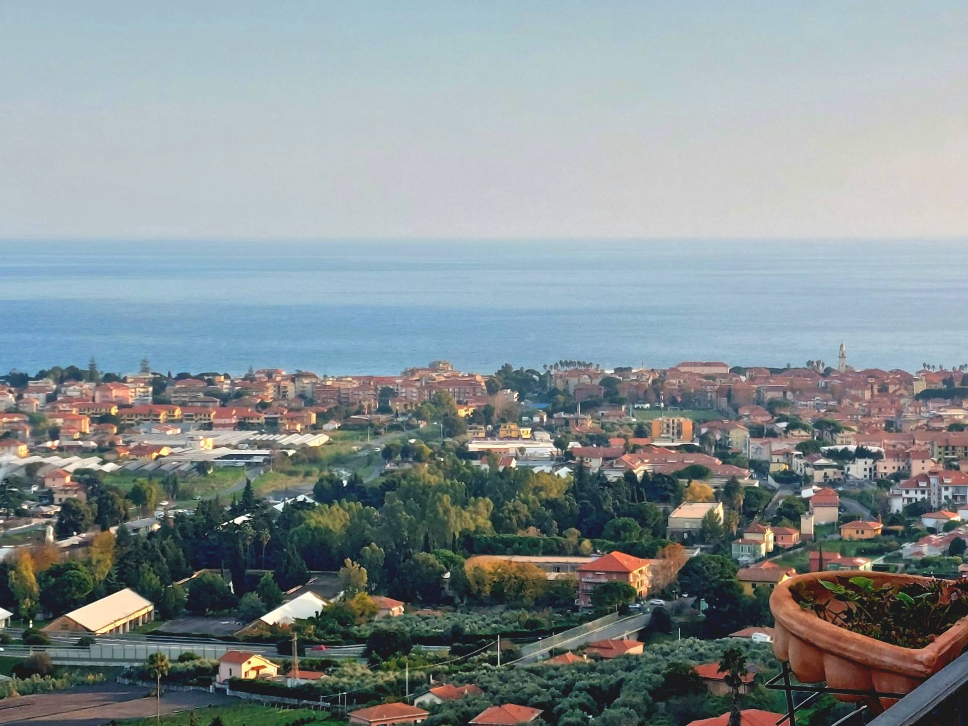 4 locali in vendita a Diano Castello