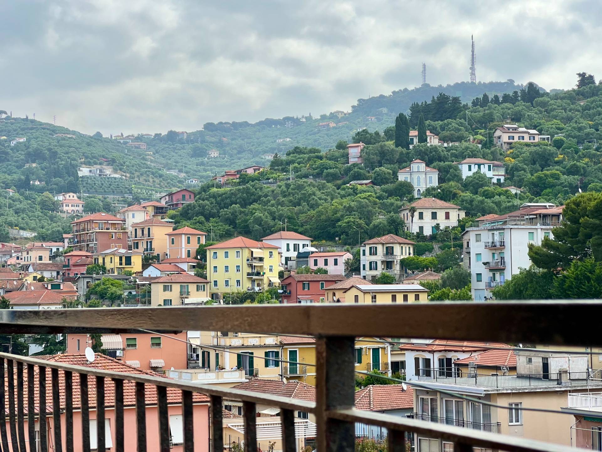 4 locali in vendita a Imperia