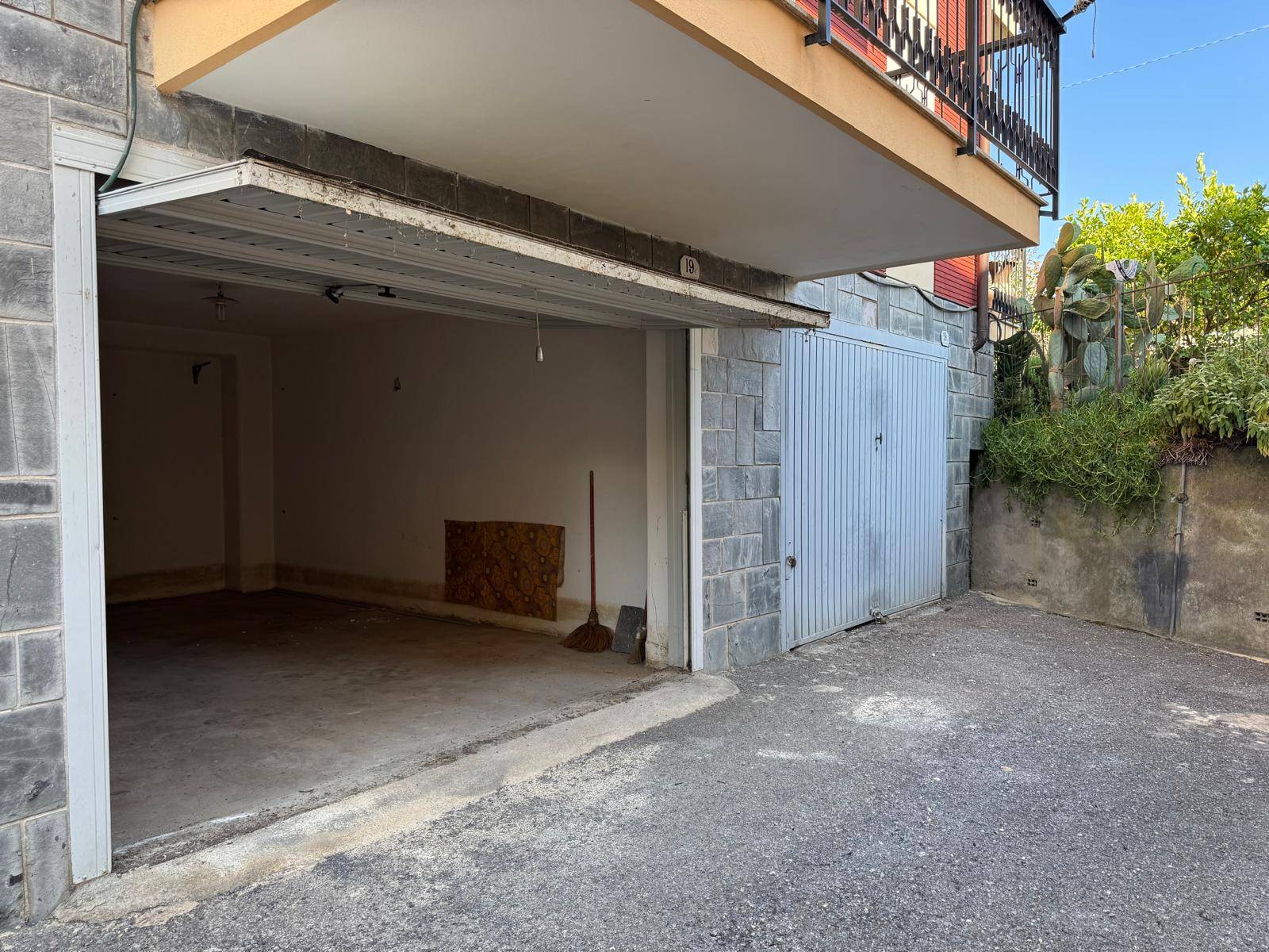 Box o garage in vendita a Diano Marina