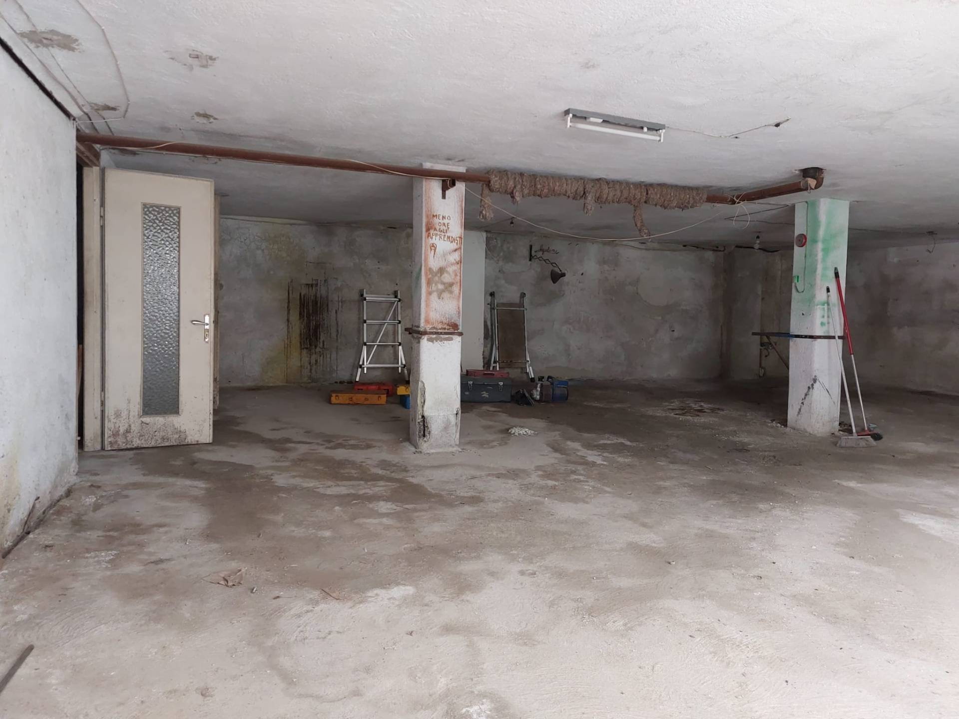 Magazzino in vendita a Cervo