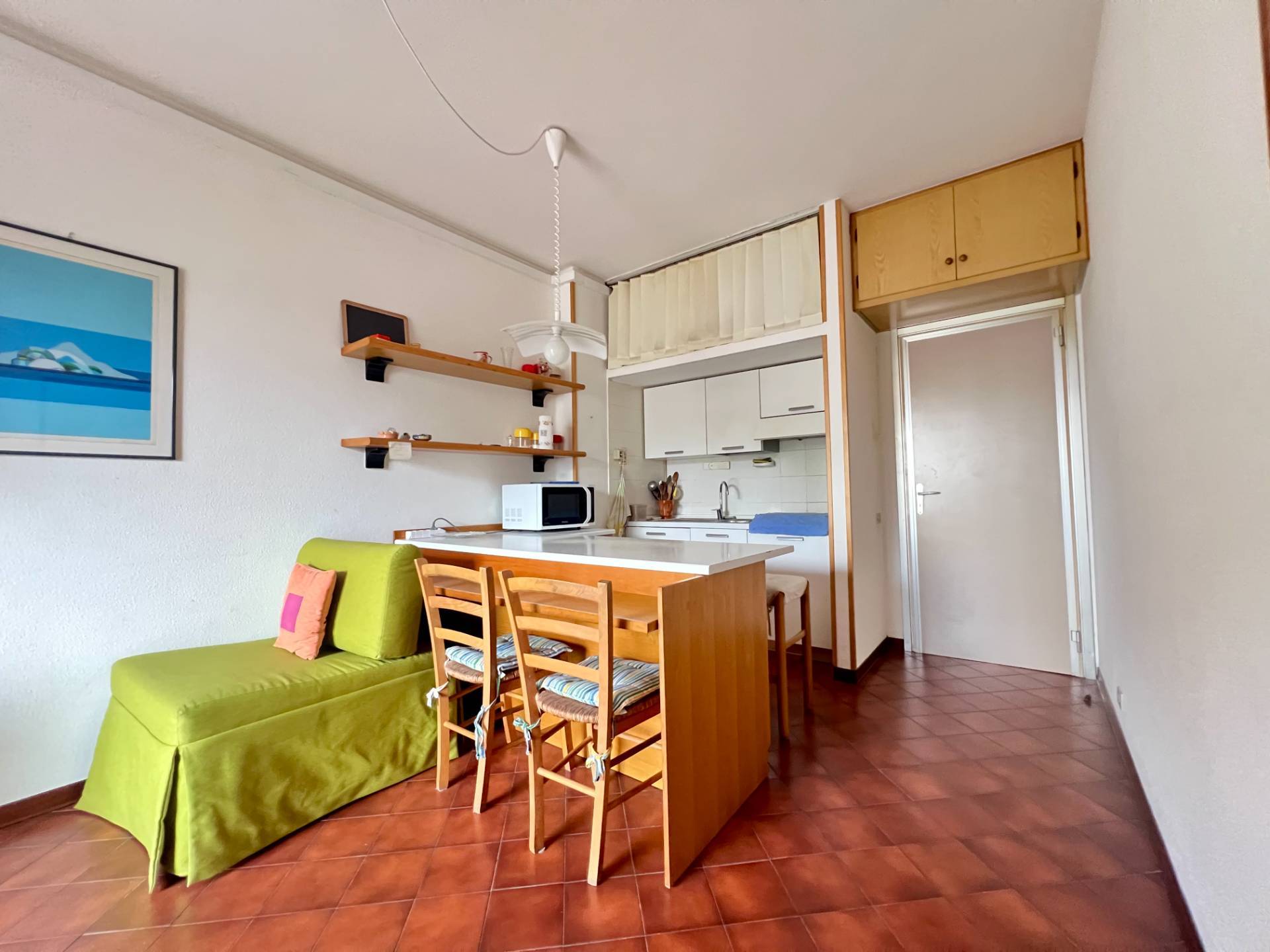 2 locali in vendita a San Bartolomeo al Mare