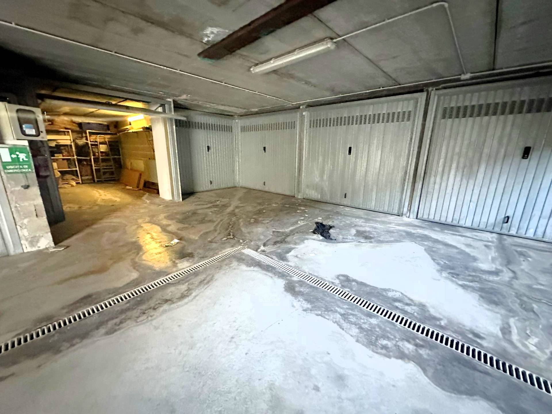 Box in vendita a Diano Marina