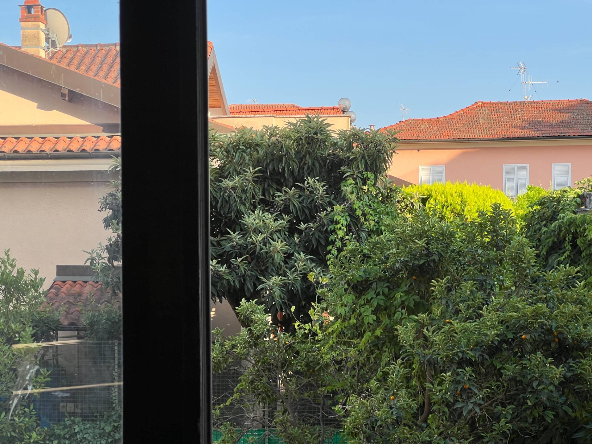 Locale commerciale in vendita a Diano Marina