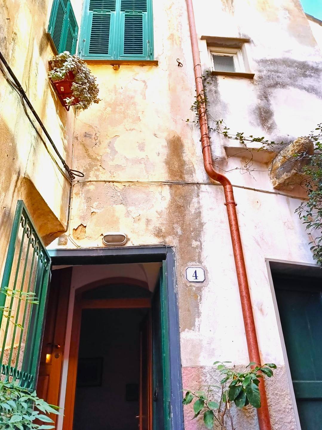 3 locali in vendita a Cervo, Cervo Borgo1