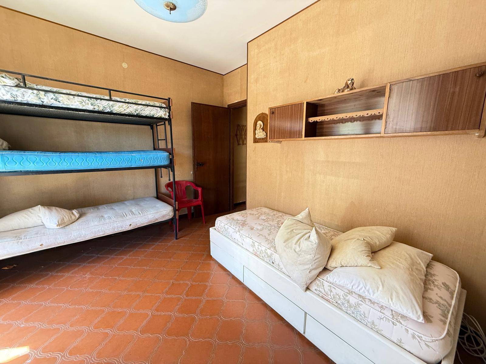 2 locali in vendita a San Bartolomeo al Mare