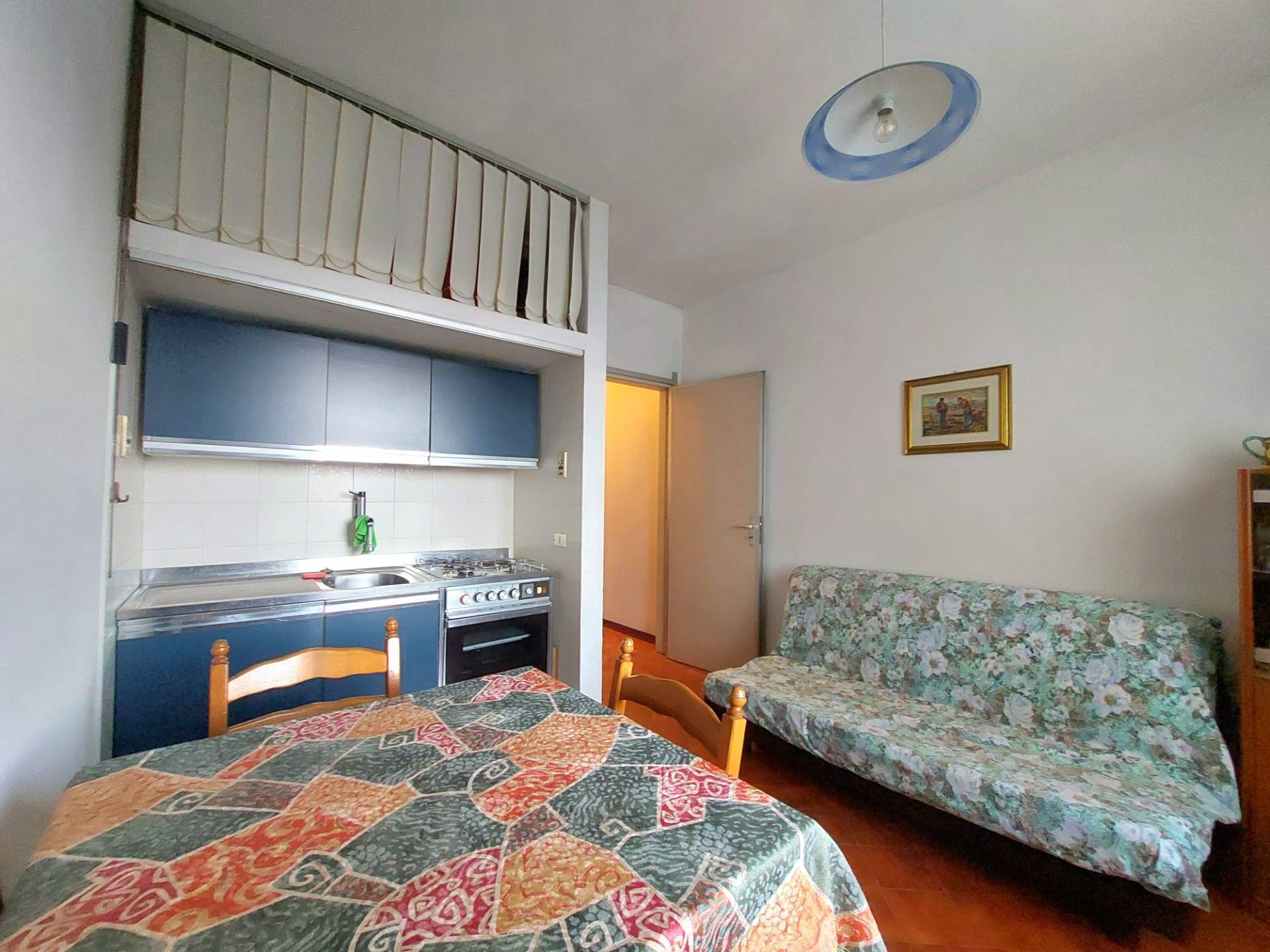 2 locali in vendita a San Bartolomeo al Mare