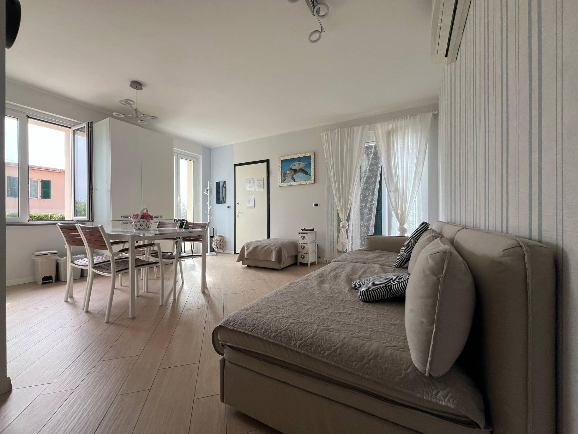 2 locali in vendita a Cervo, Cervo - Capo Mimosa