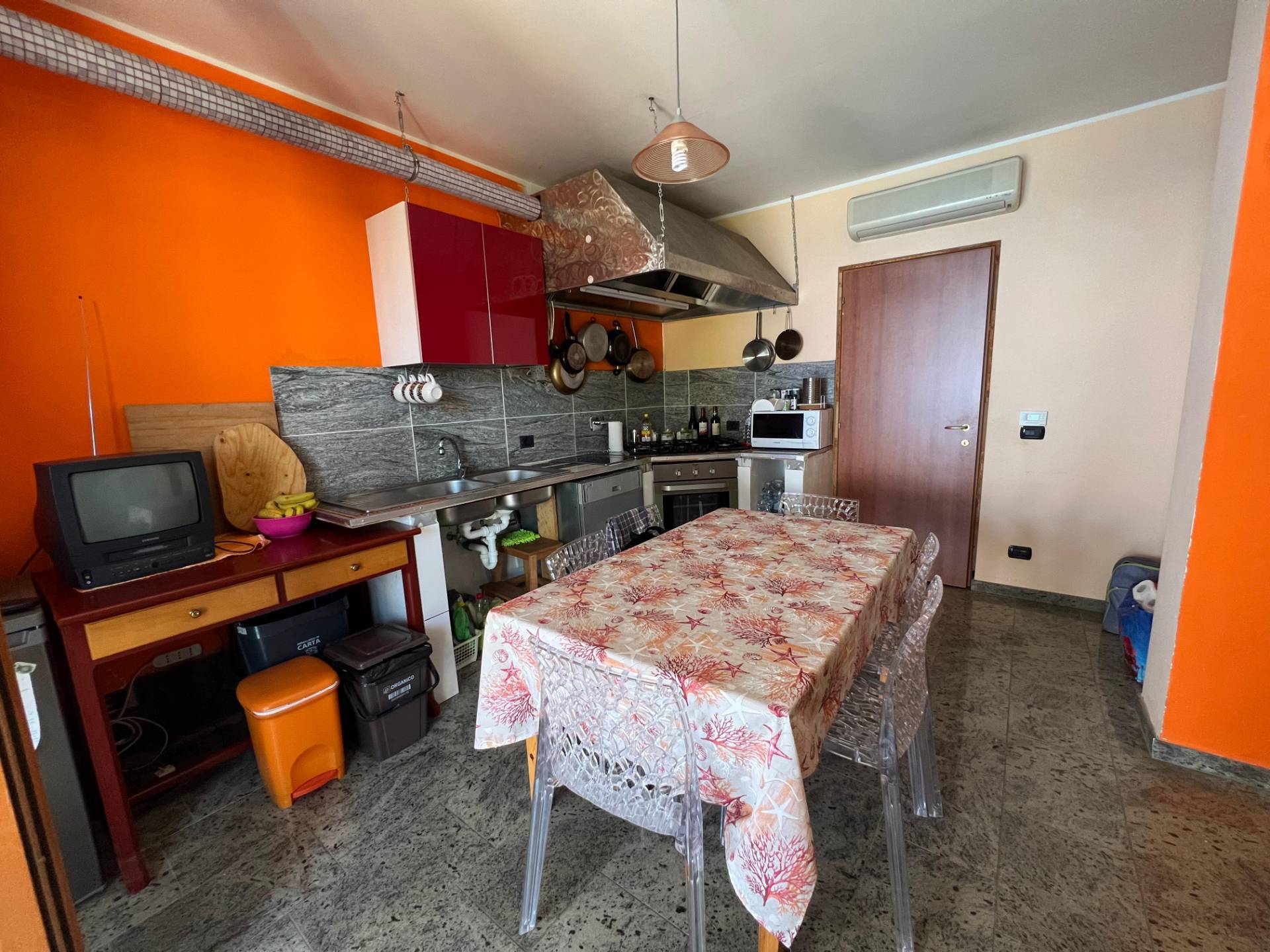 3 locali in vendita a Cervo