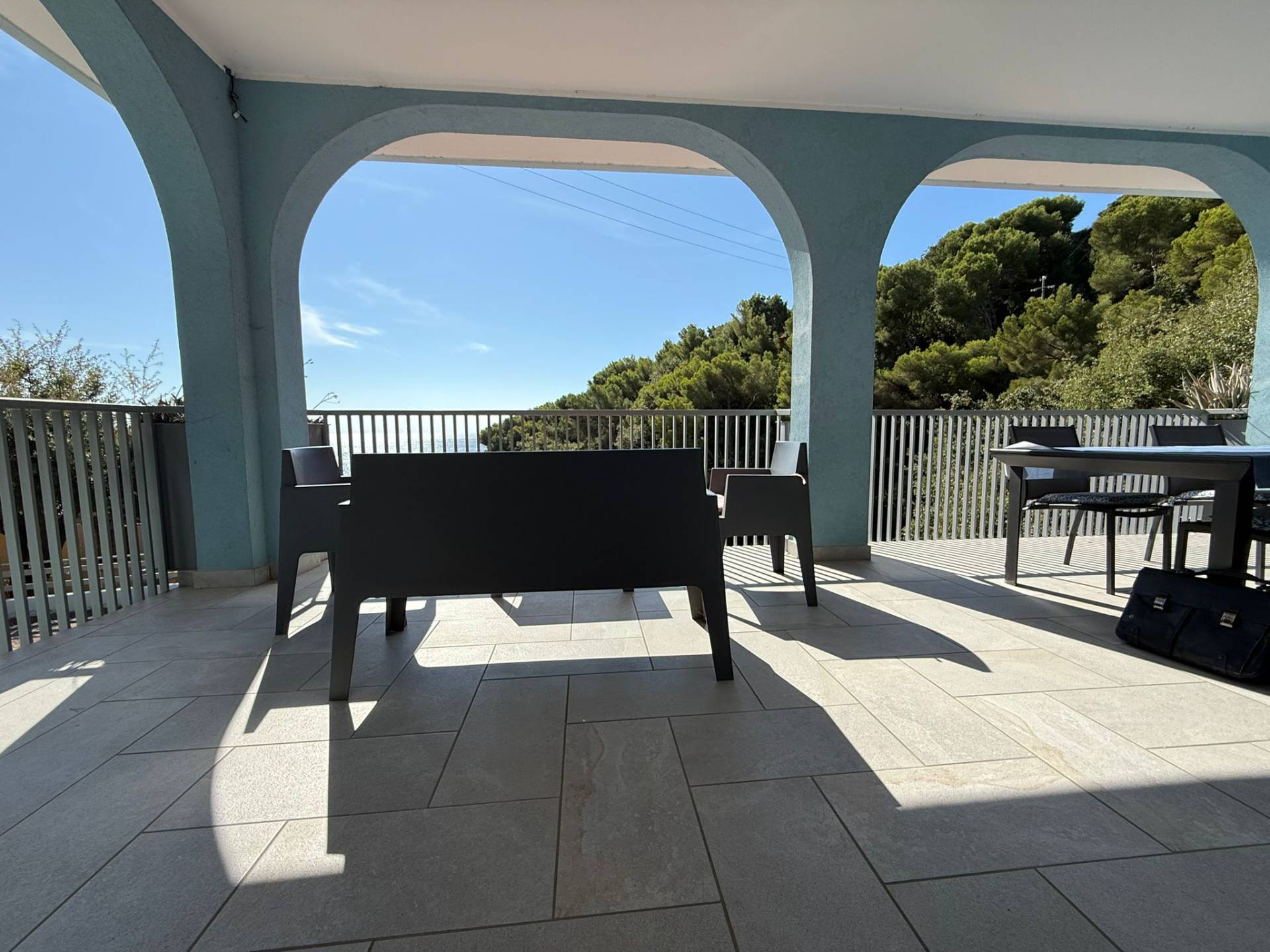 3 locali in vendita a Andora