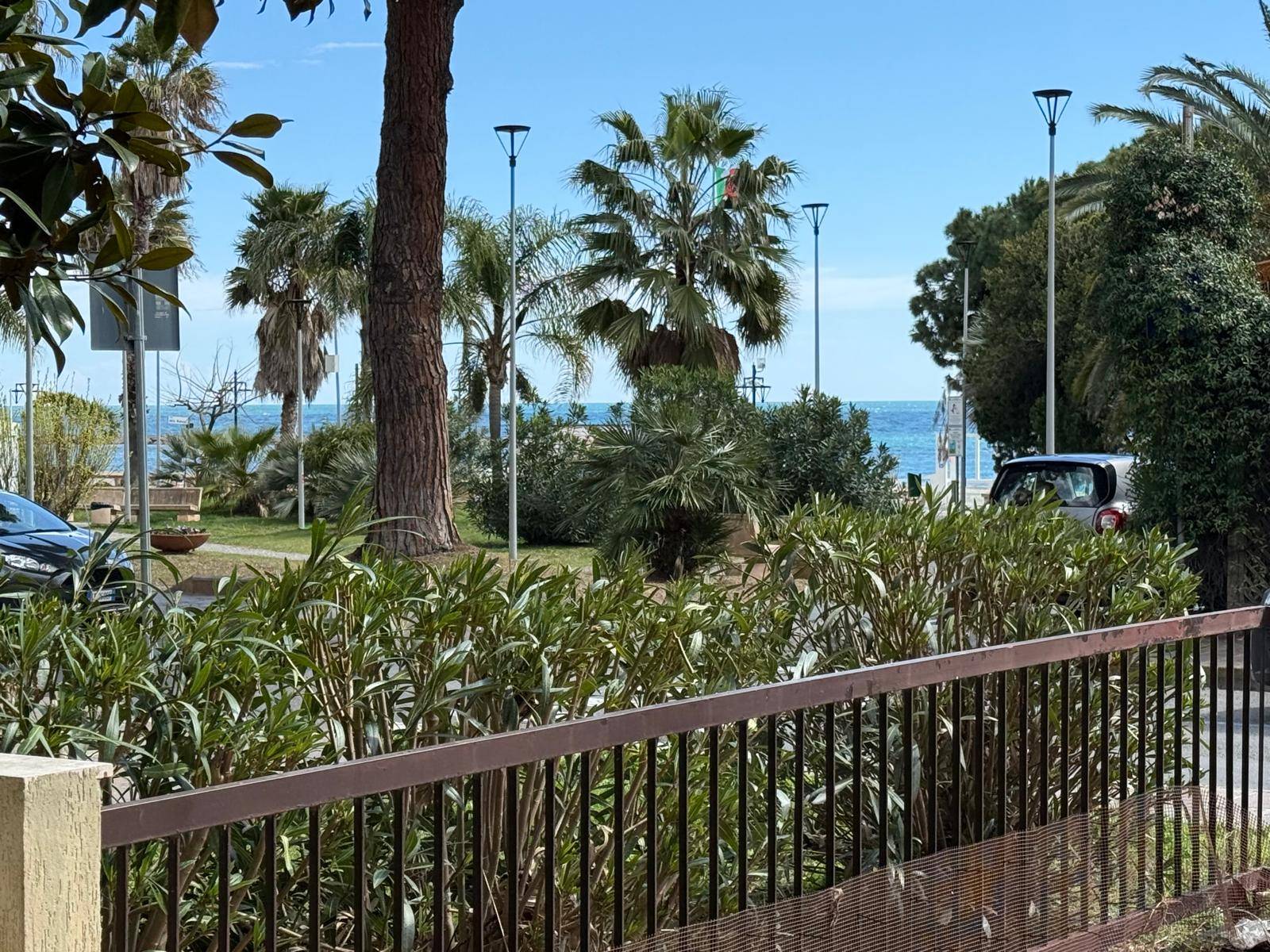 2 locali in vendita a San Bartolomeo al Mare