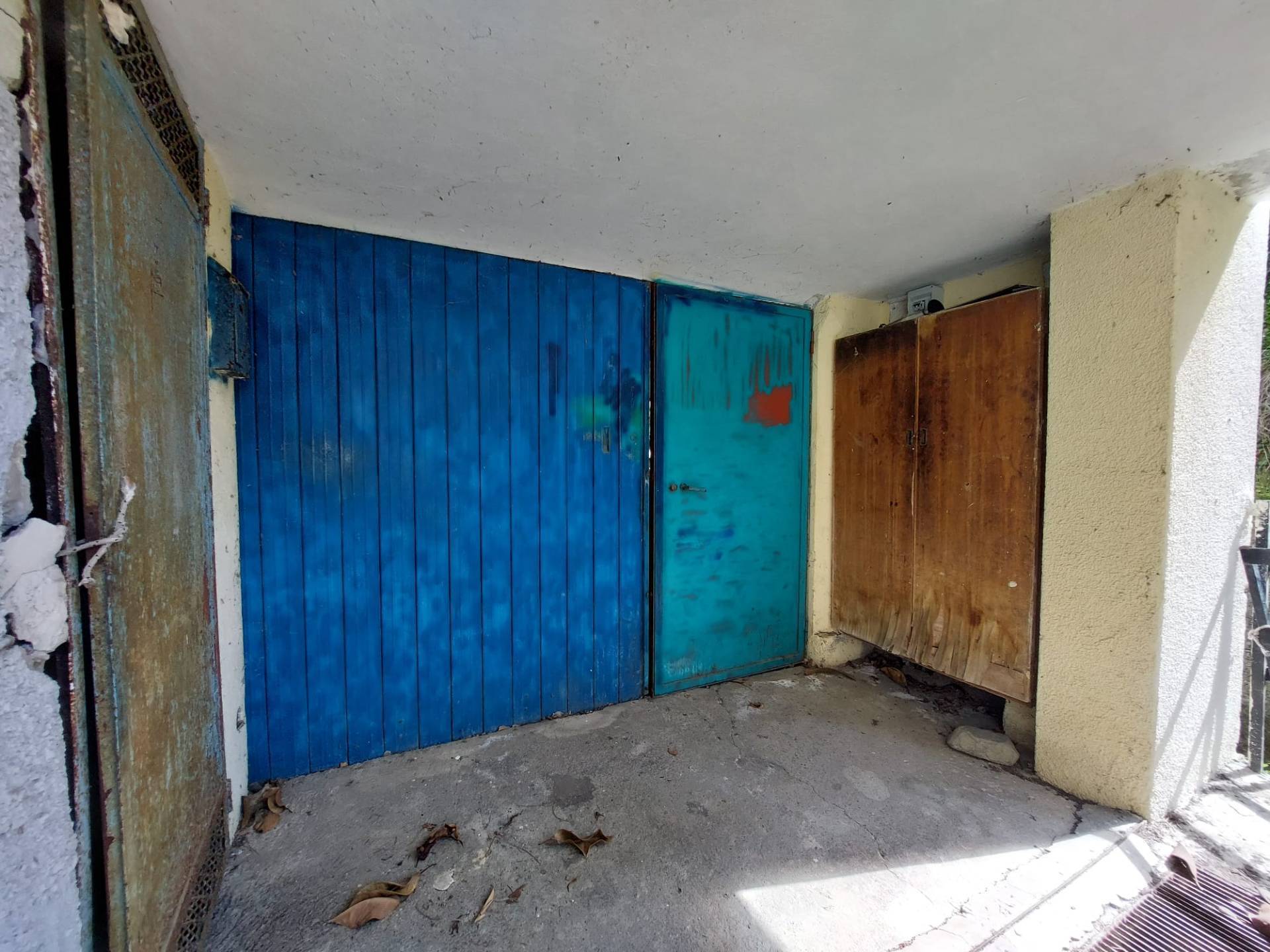 Magazzino in vendita a Cervo