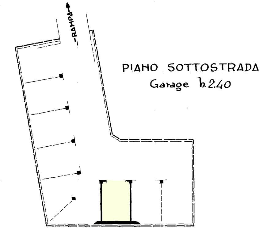 Box o garage in vendita a Cervo