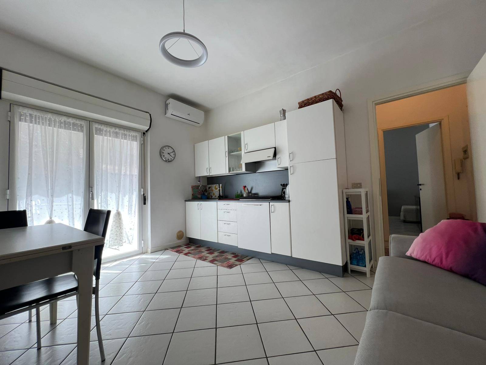 2 locali in vendita a Cervo