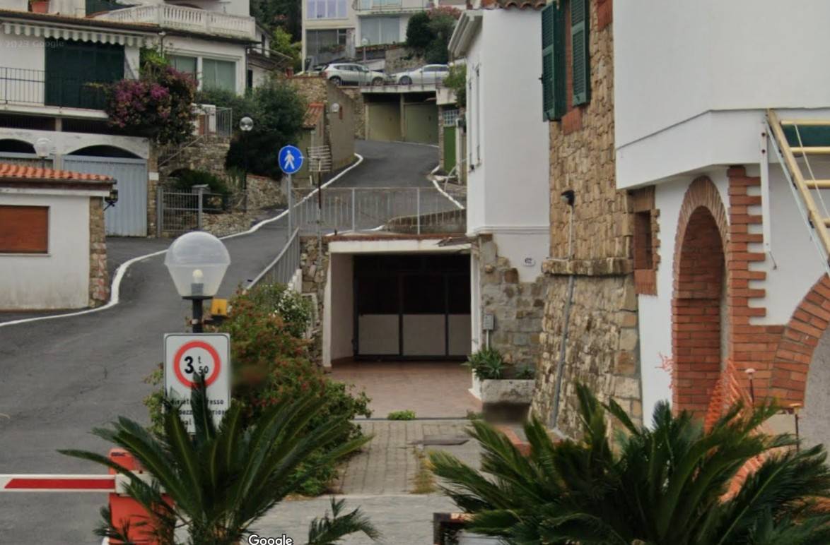 Posto auto in vendita a Diano Marina