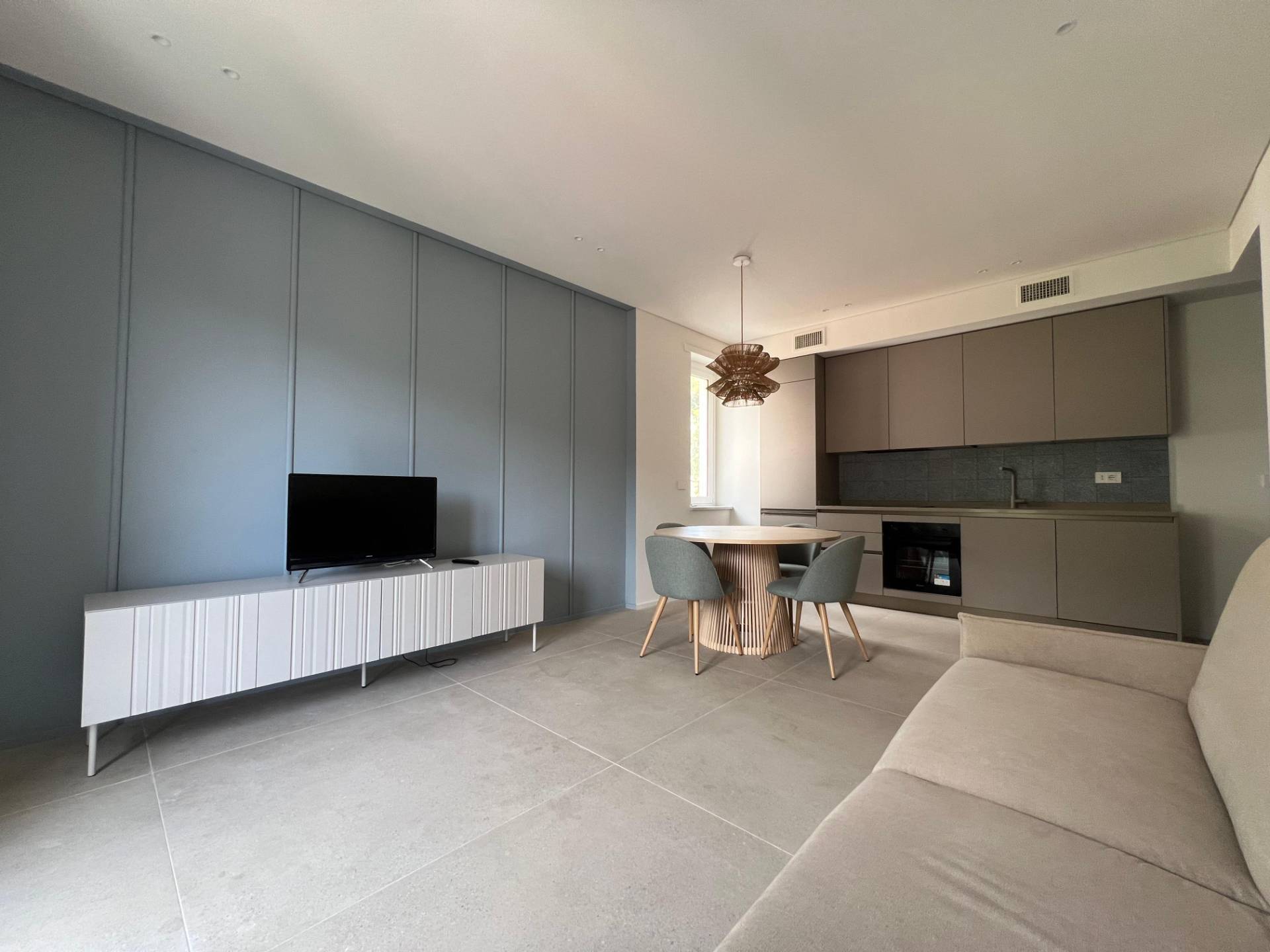 2 locali in vendita a Andora