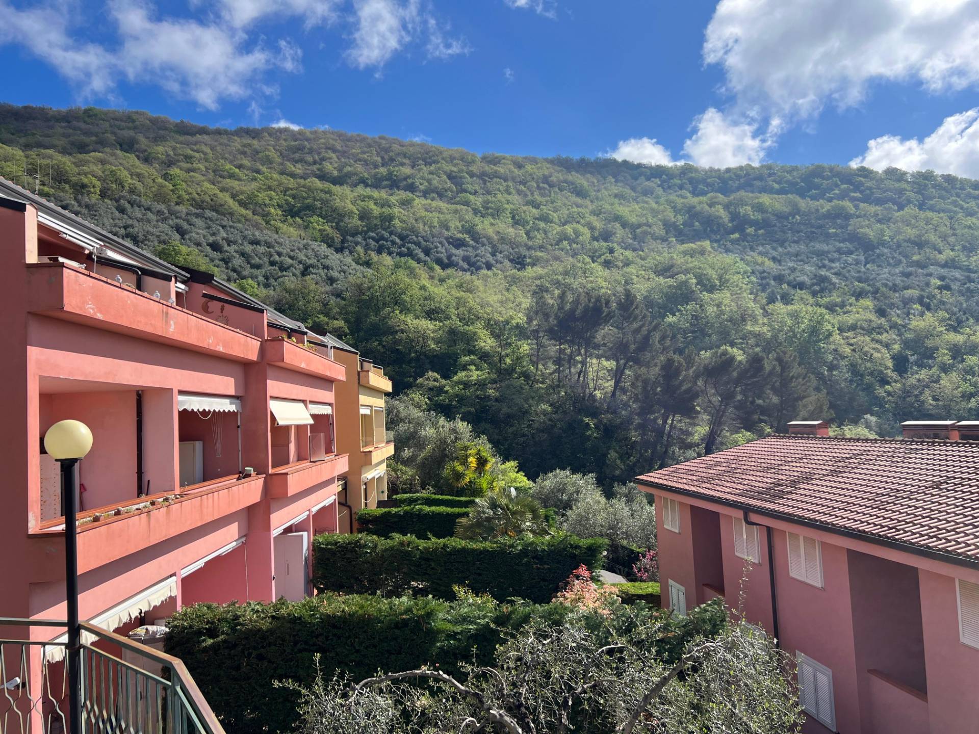 2 locali in vendita a Diano Arentino, Diano Evigno