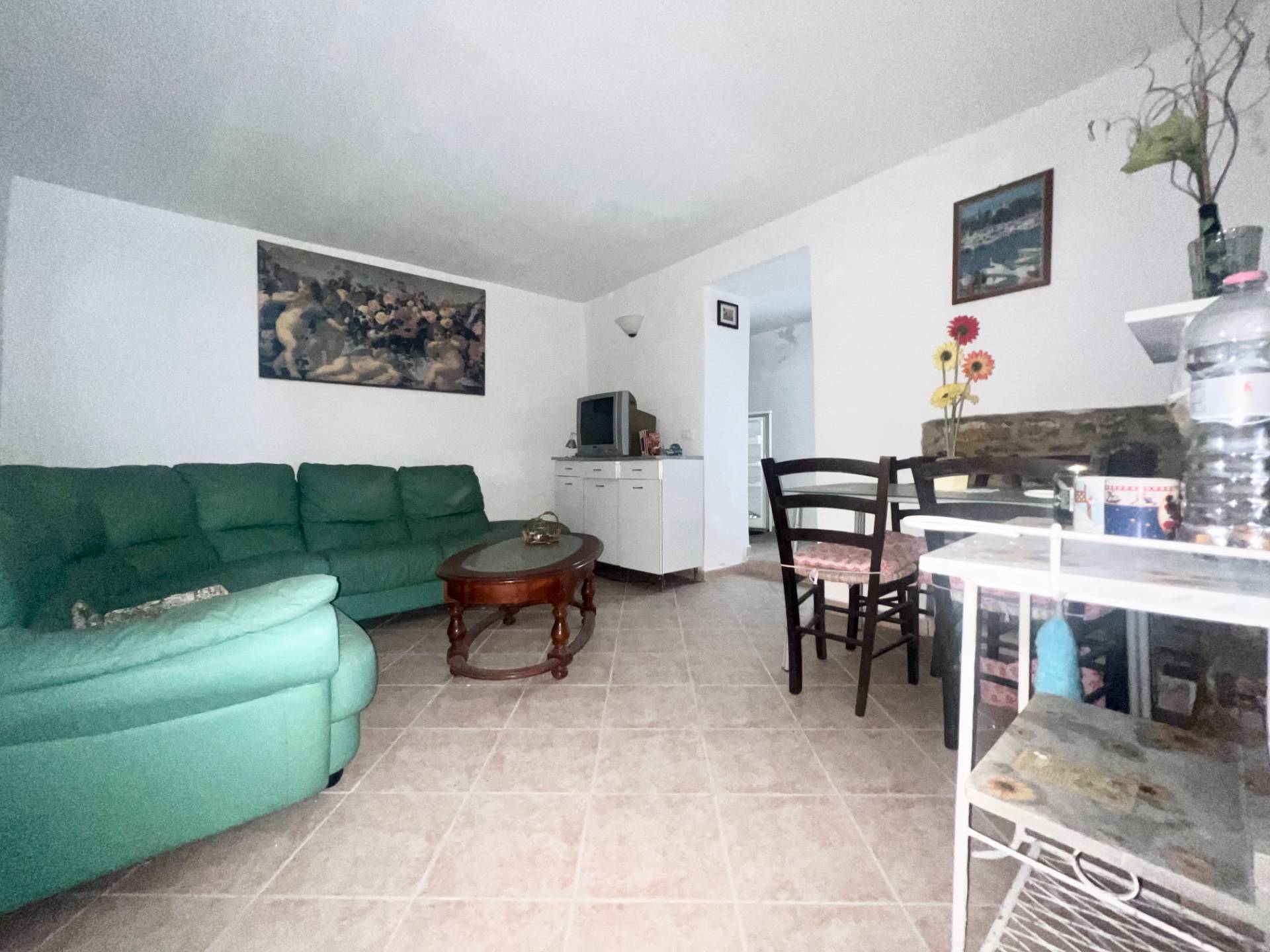 2 locali in vendita a Diano Arentino