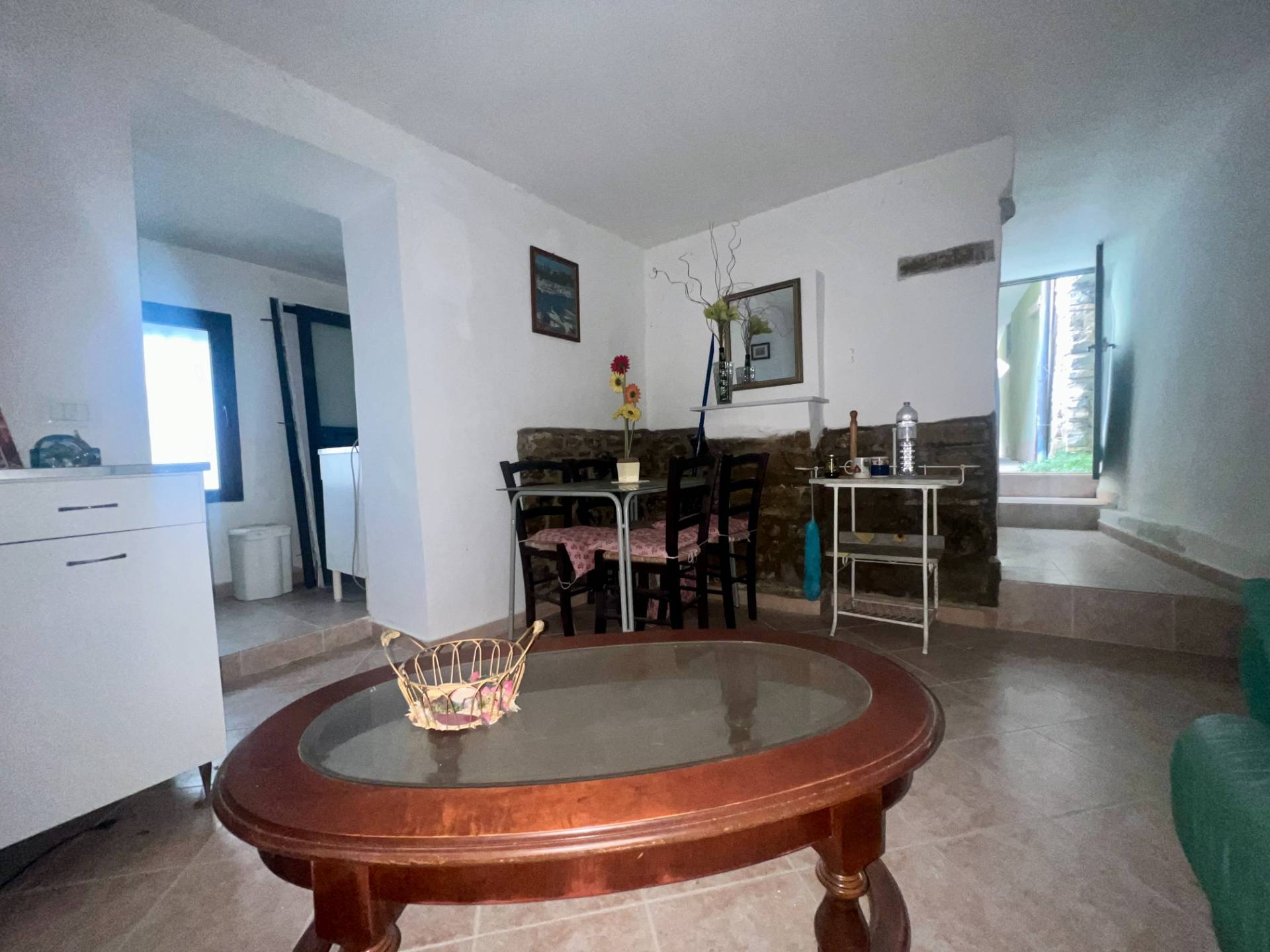 2 locali in vendita a Diano Arentino