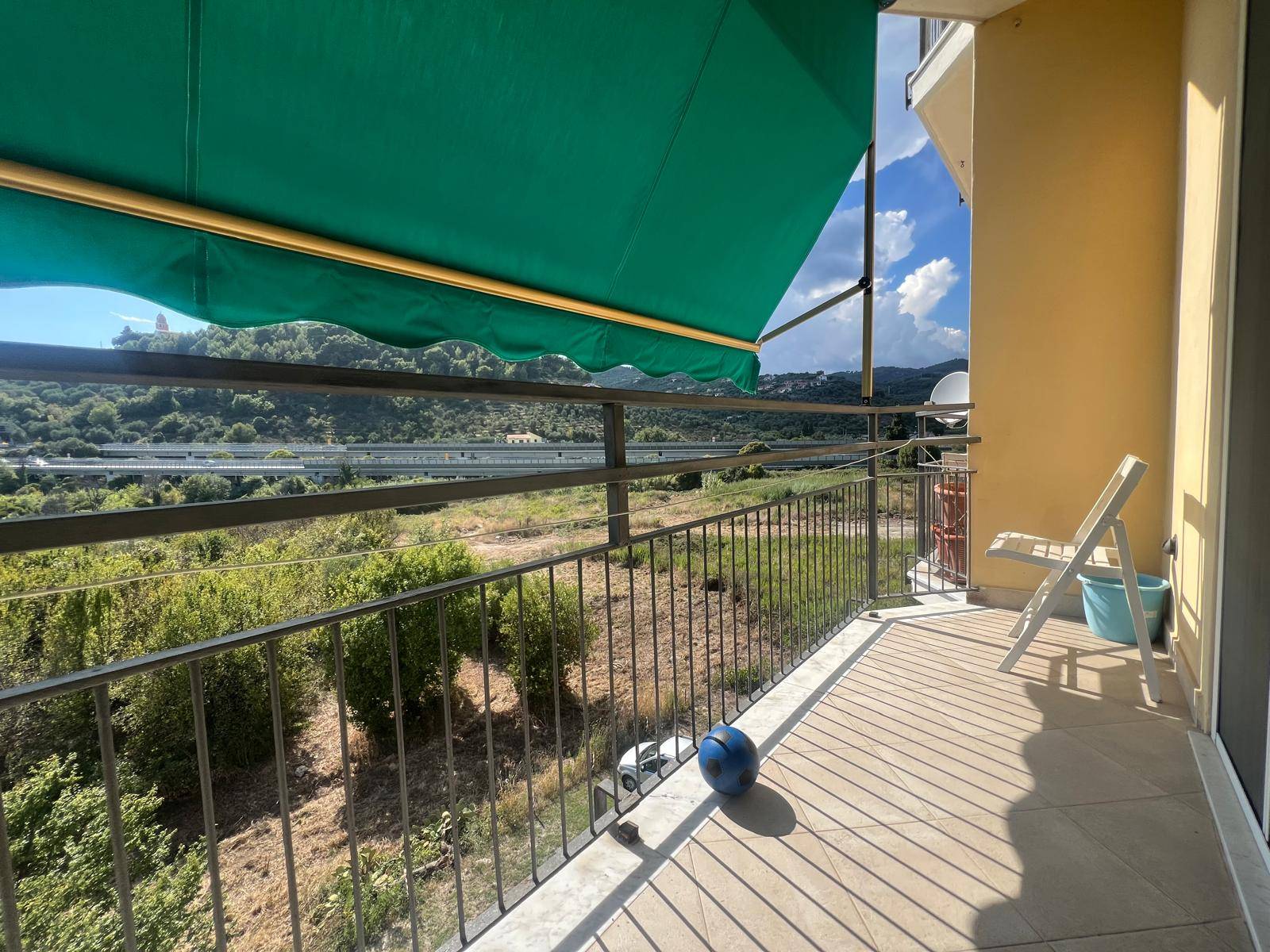 Monolocale in vendita a Diano Castello