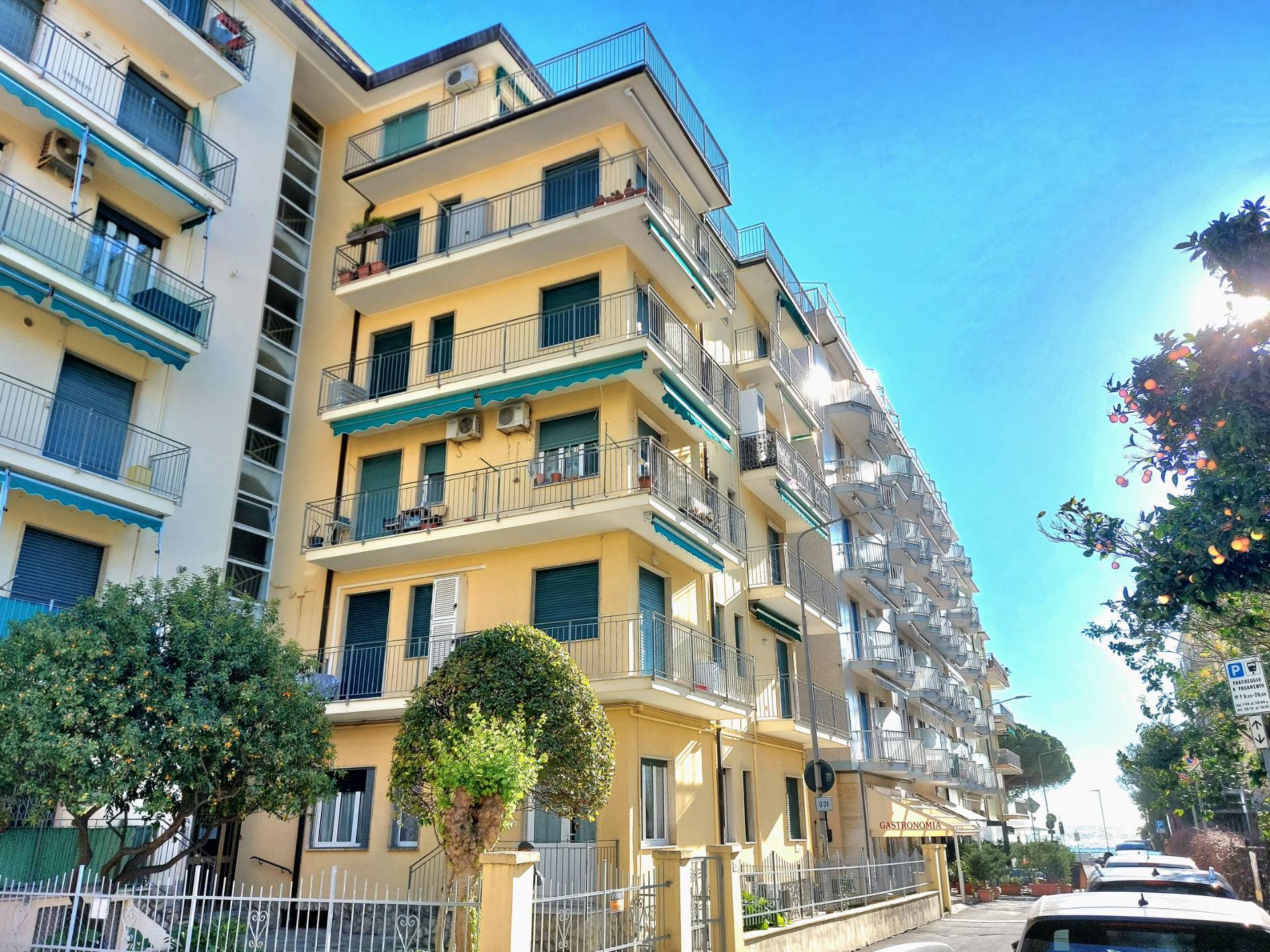 2 locali in vendita a San Bartolomeo al Mare, San Bartolomeo Mare