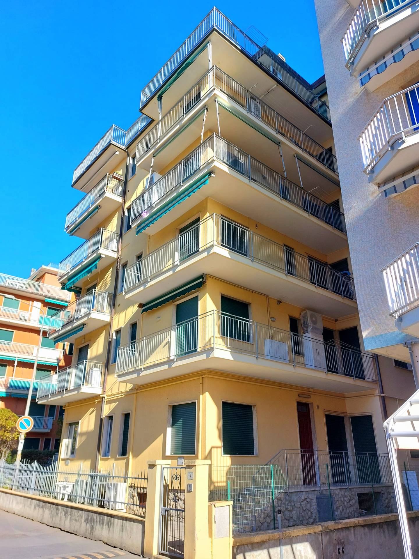 2 locali in vendita a San Bartolomeo al Mare, San Bartolomeo Mare