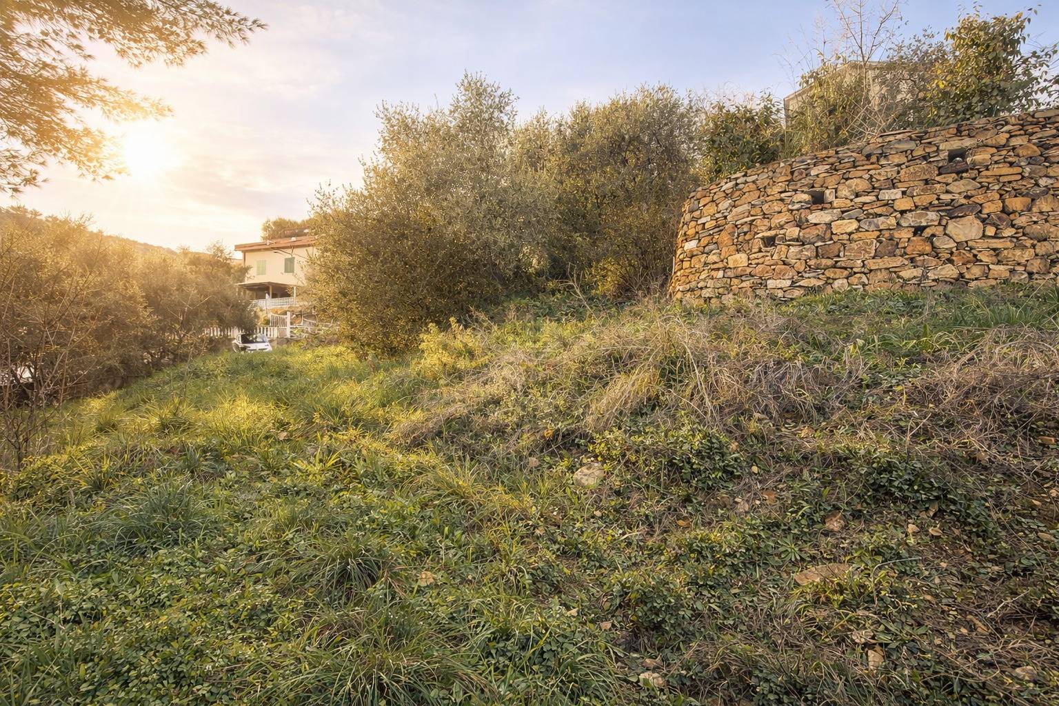 Casa indipendente in vendita a Imperia