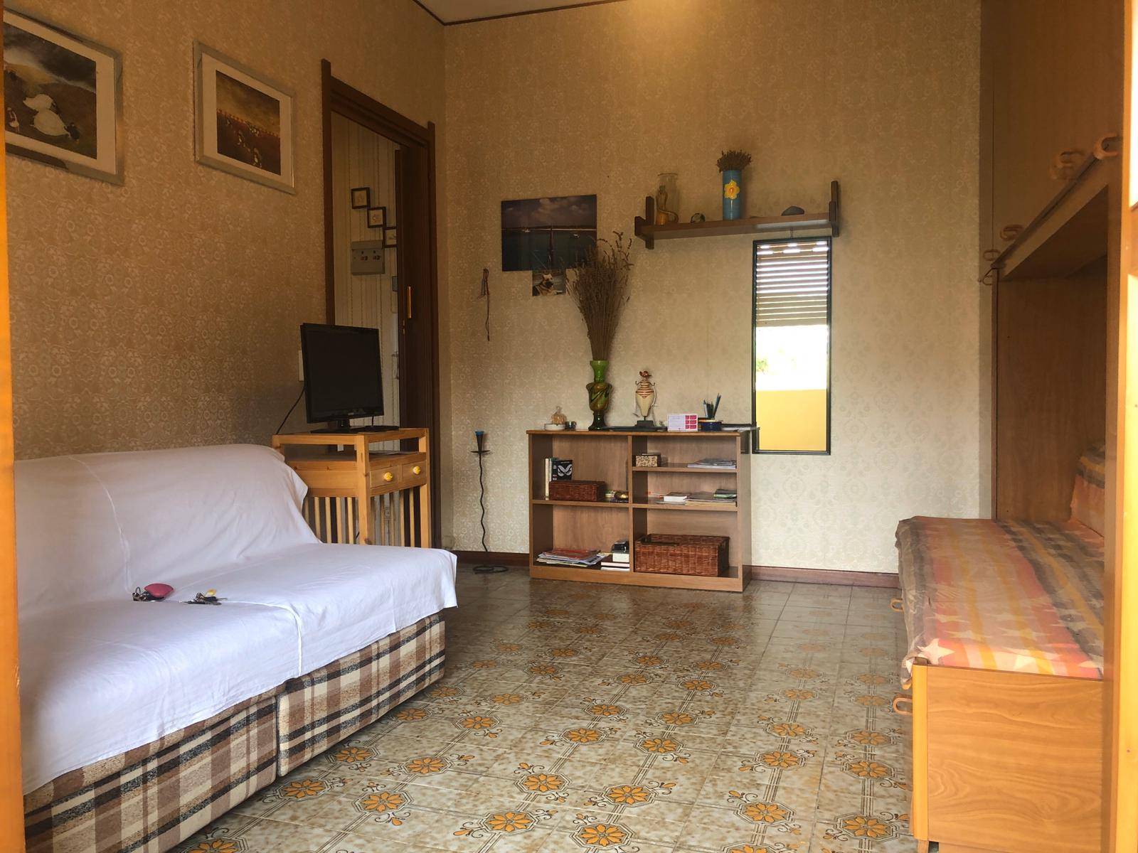 2 locali in vendita a San Bartolomeo al Mare