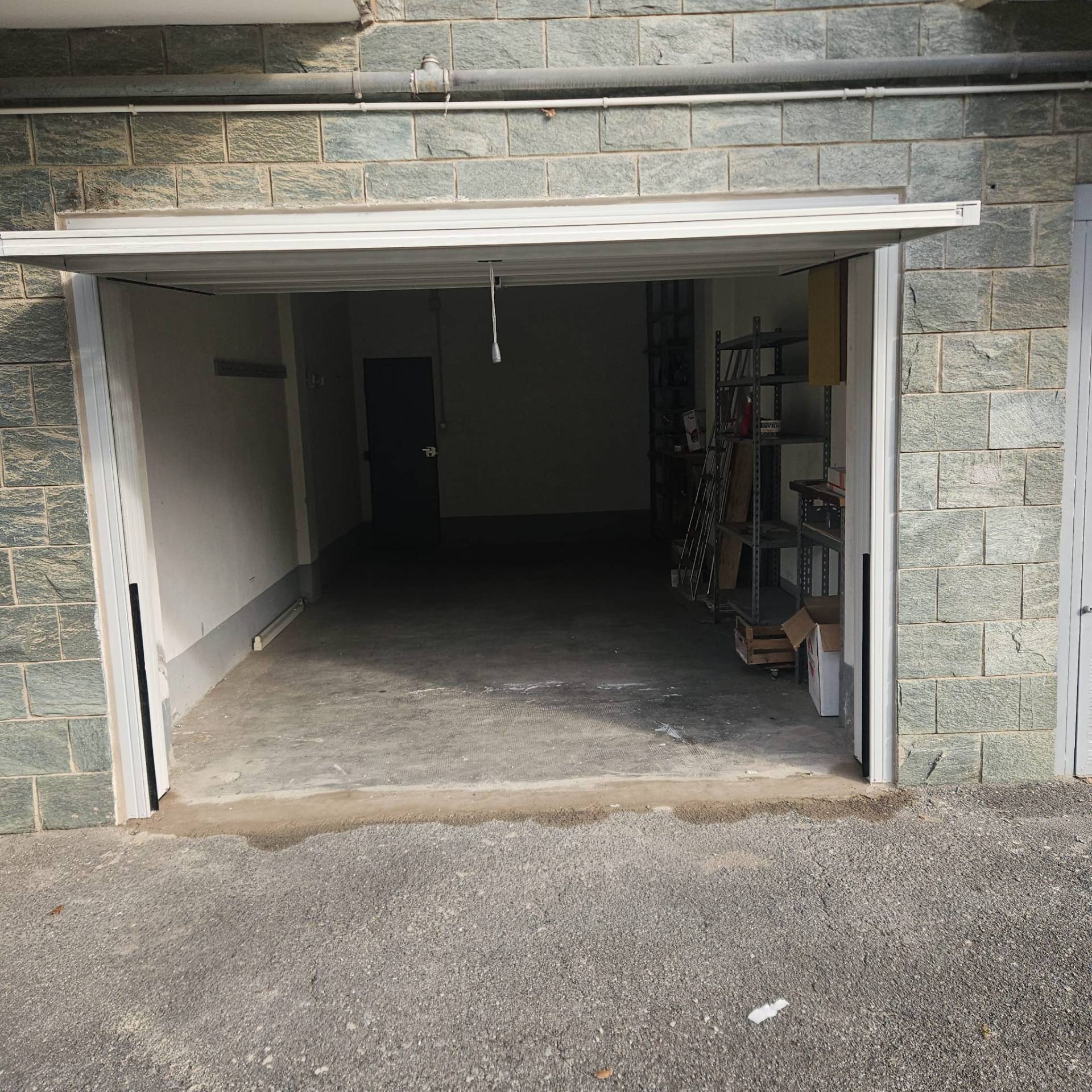 Box in vendita a Diano Marina