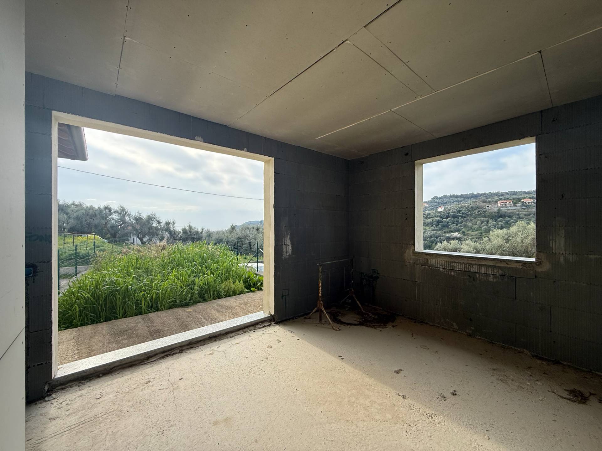 Casa indipendente in vendita a Diano Castello