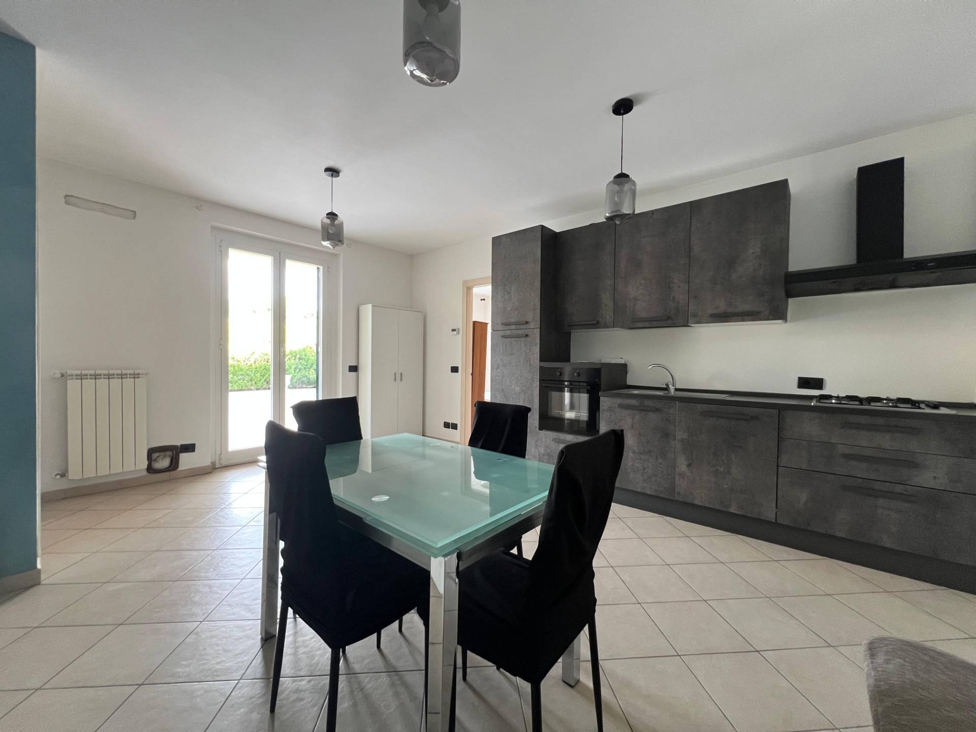 2 locali in vendita a Cervo