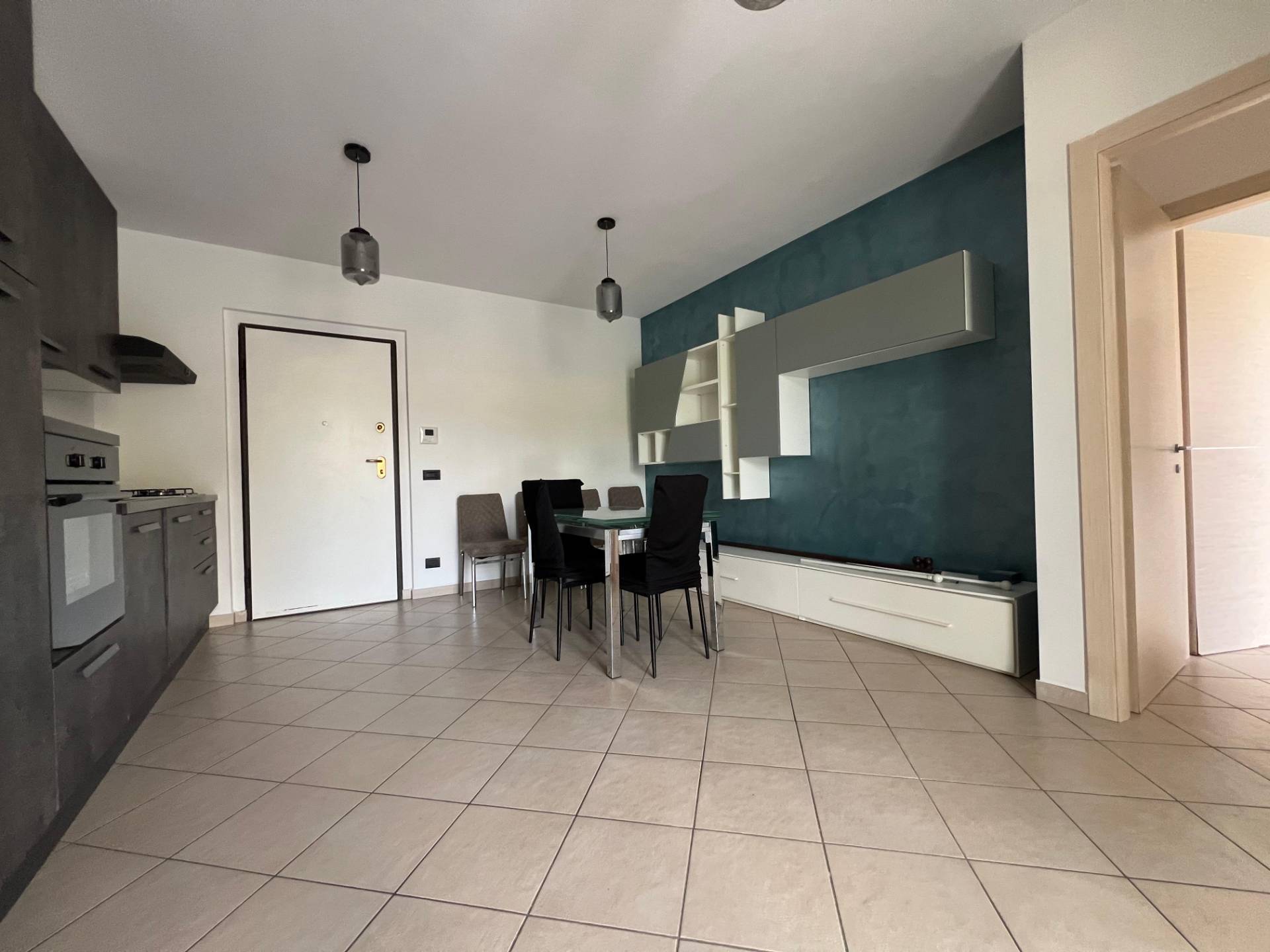 2 locali in vendita a Cervo