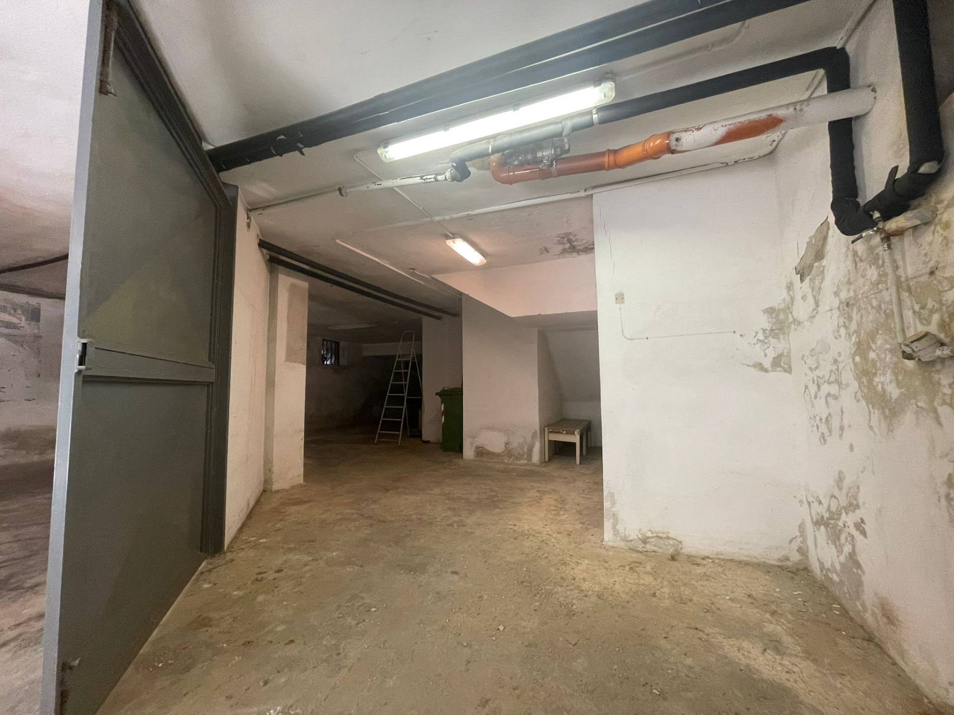 Box o garage in vendita a San Bartolomeo al Mare