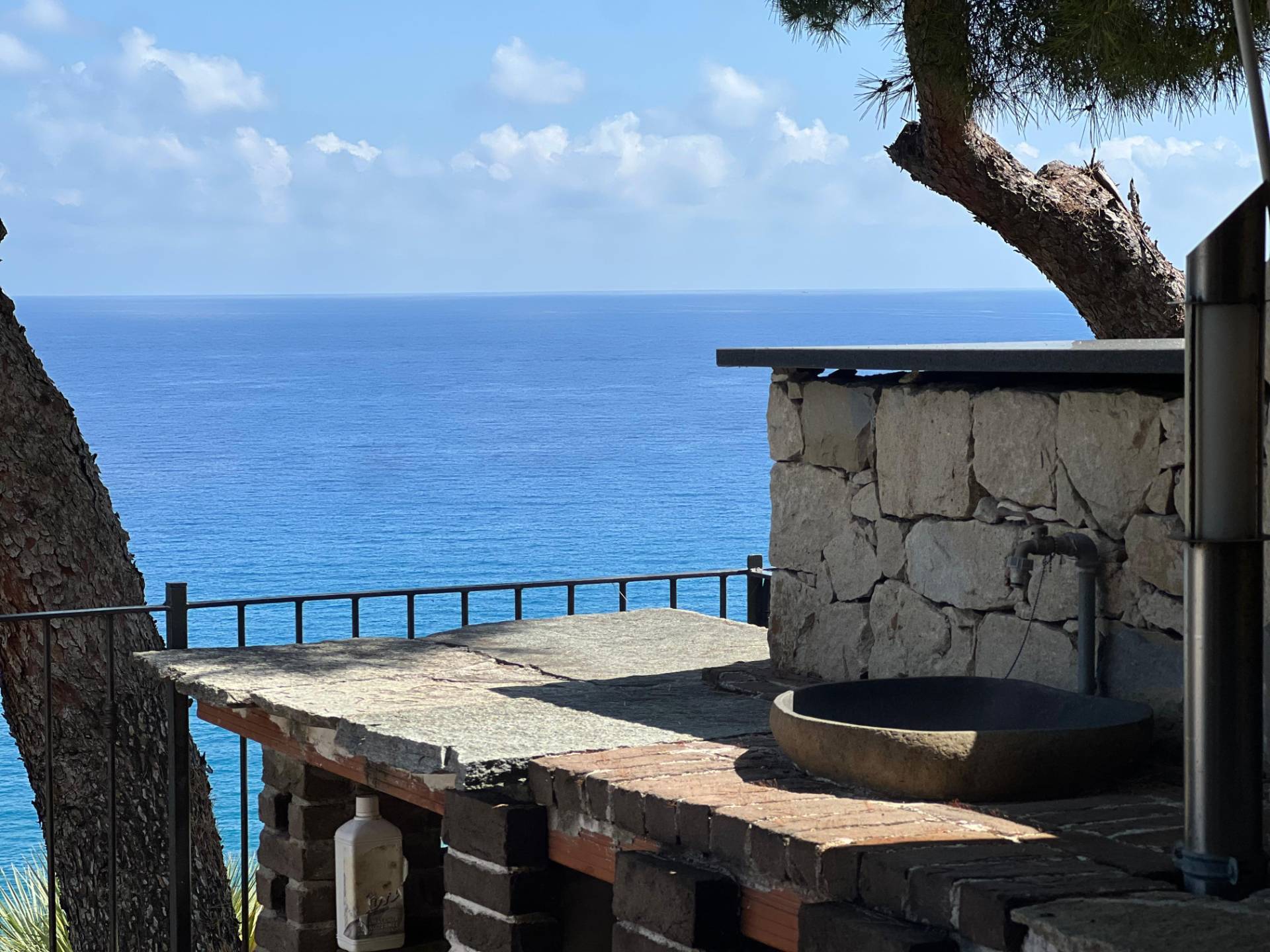 3 locali in vendita a Cervo