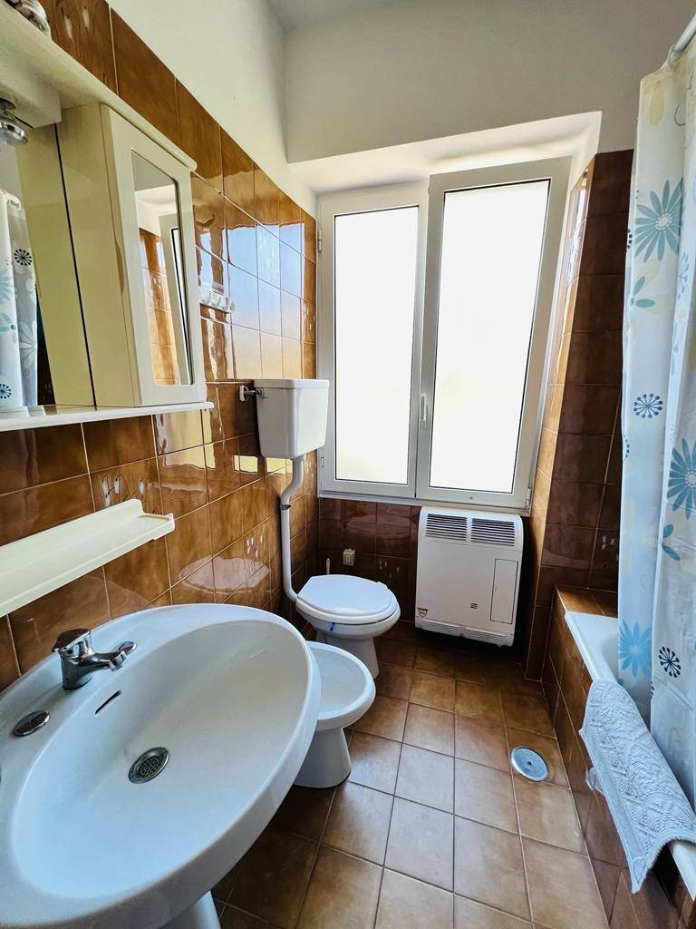 2 locali in vendita a Diano Arentino, Diano Arentino e Frazioni