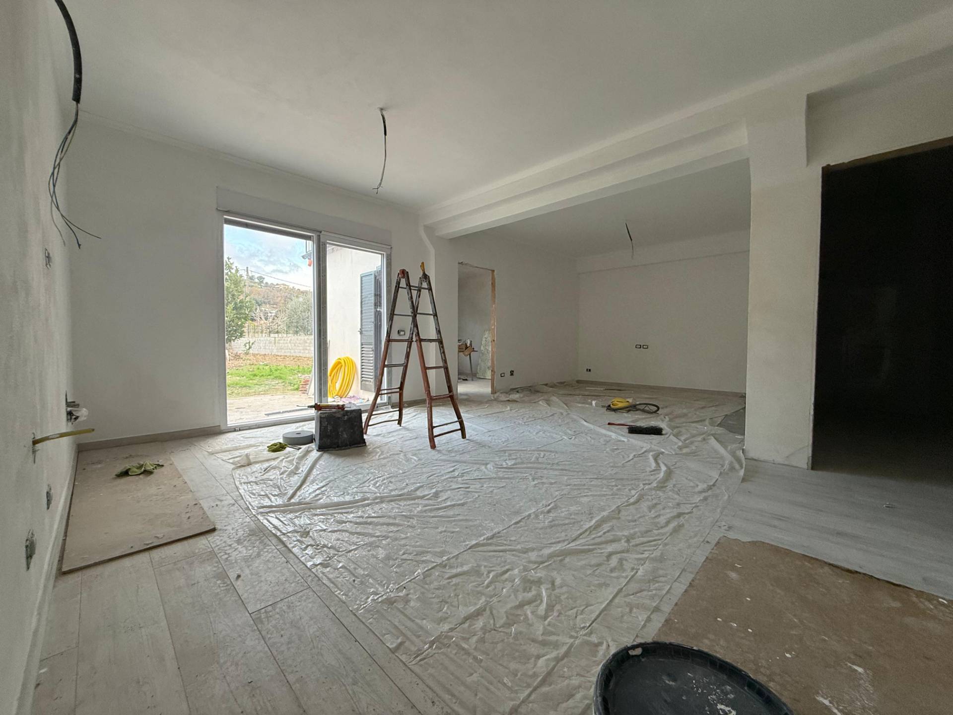 4 locali in vendita a Imperia