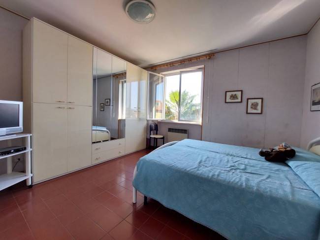 2 locali in vendita a Cervo