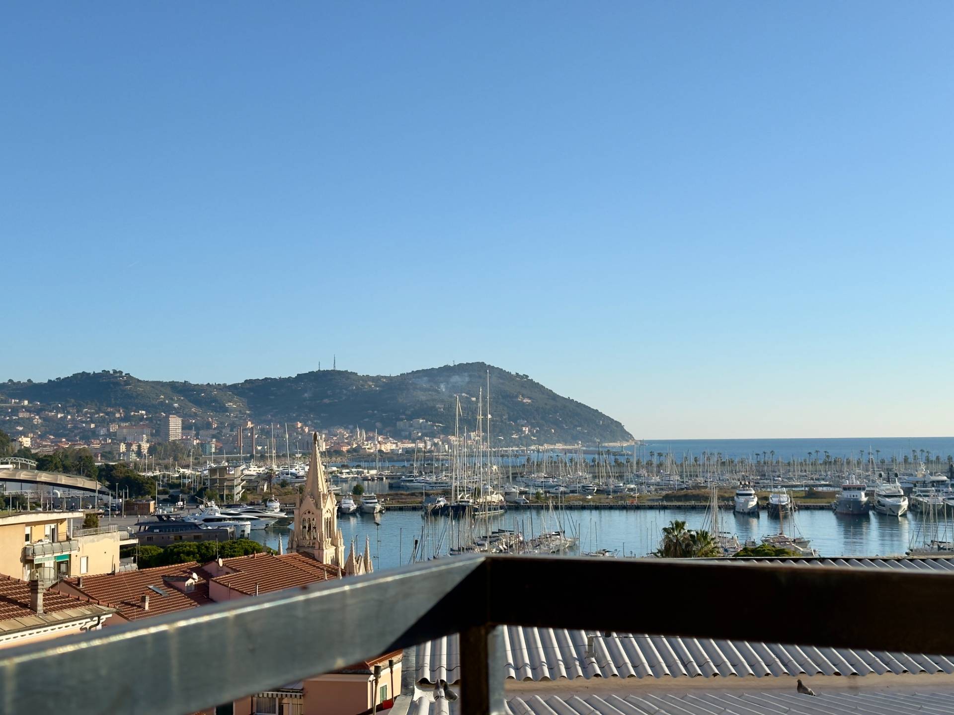 3 locali in vendita a Imperia