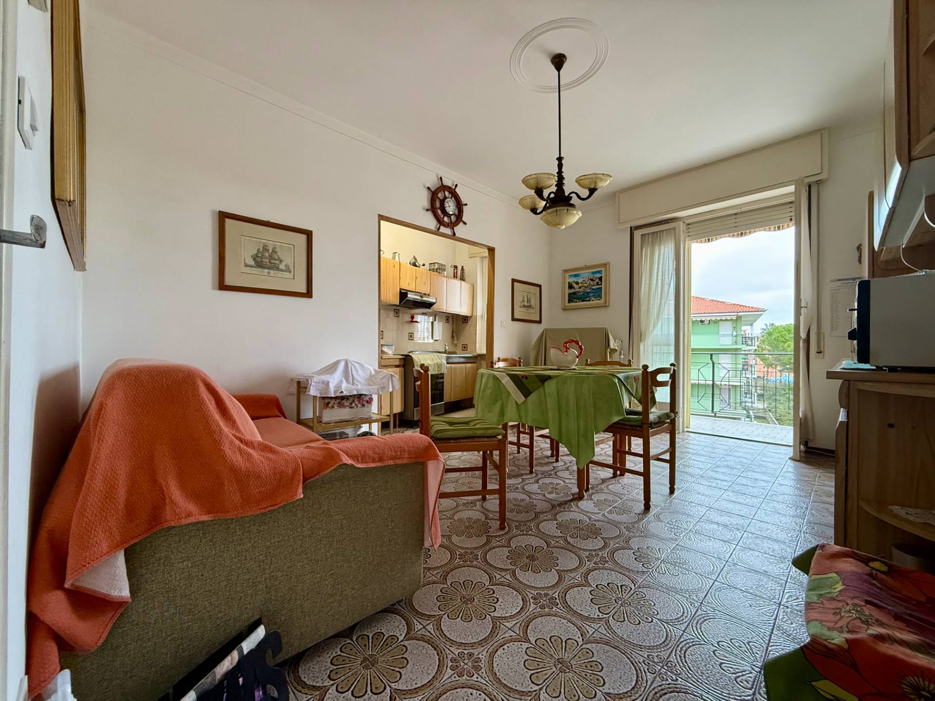 3 locali in vendita a San Bartolomeo al Mare