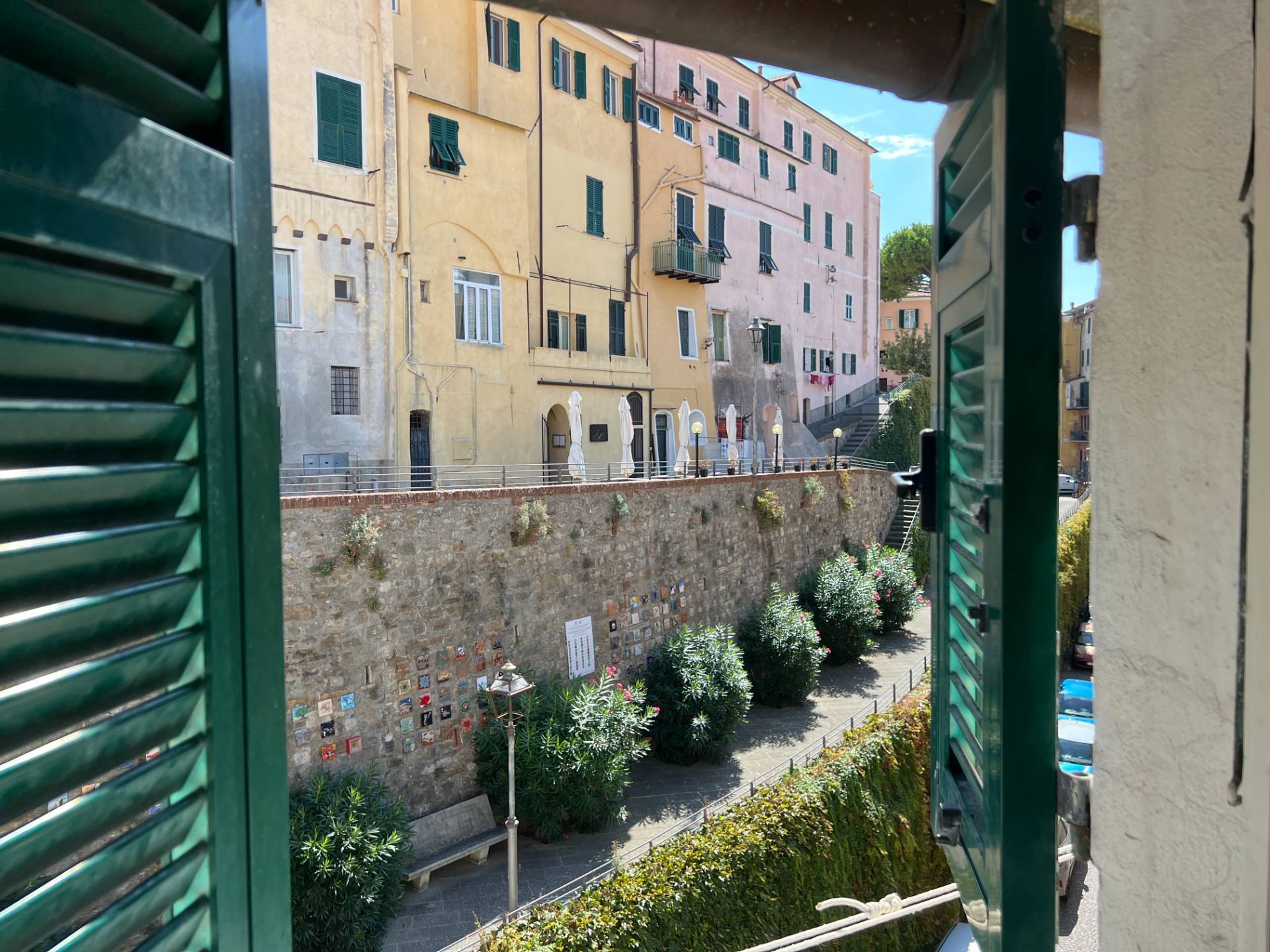 3 locali in vendita a Imperia