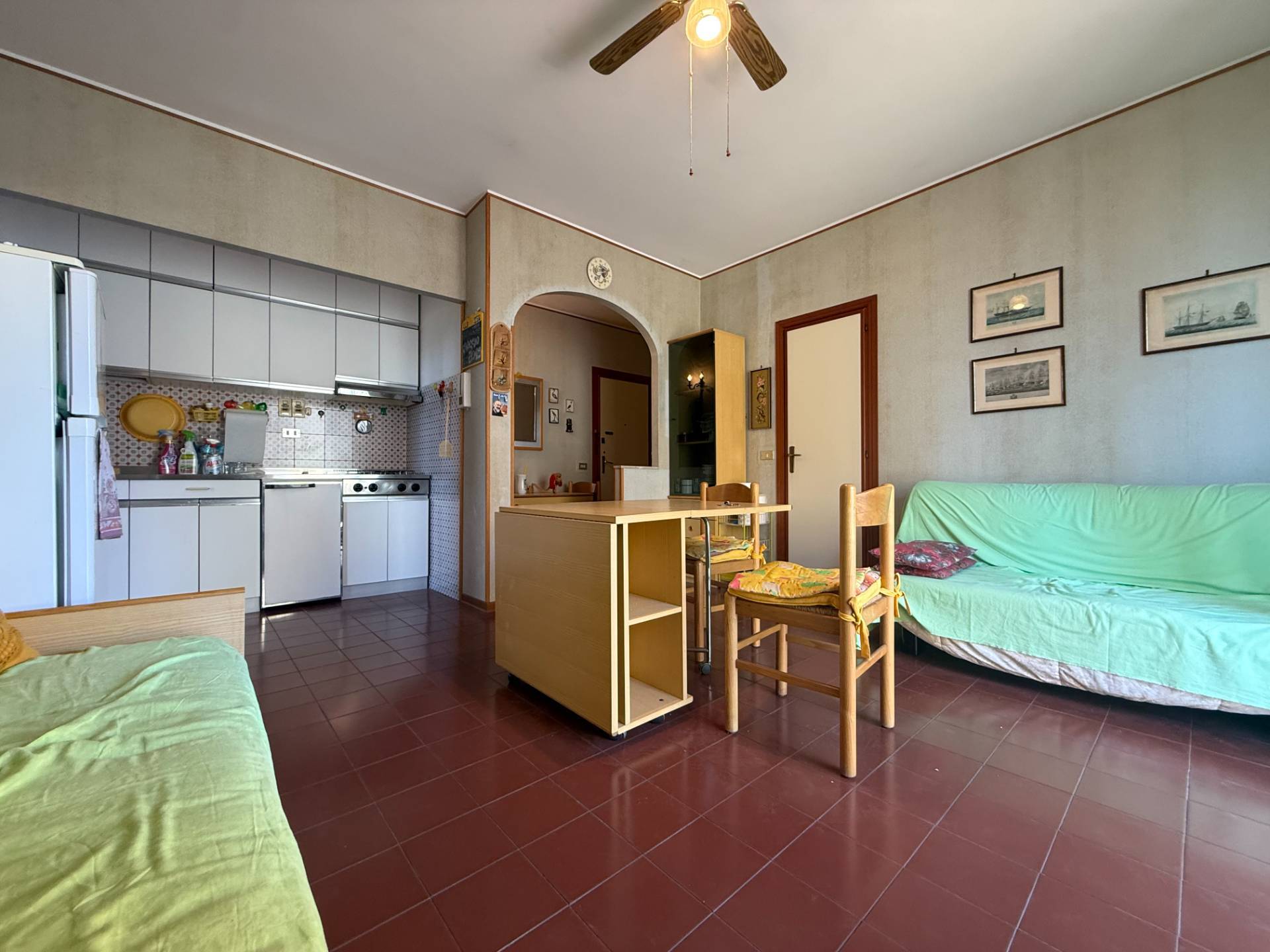 2 locali in vendita a Cervo