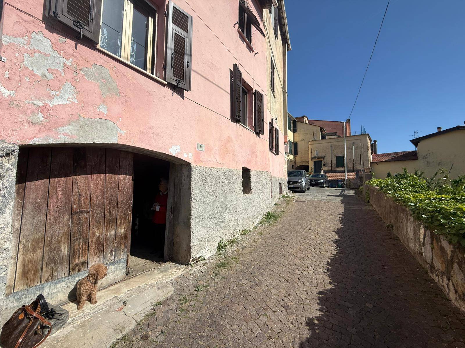 Box / posti auto in vendita a Imperia